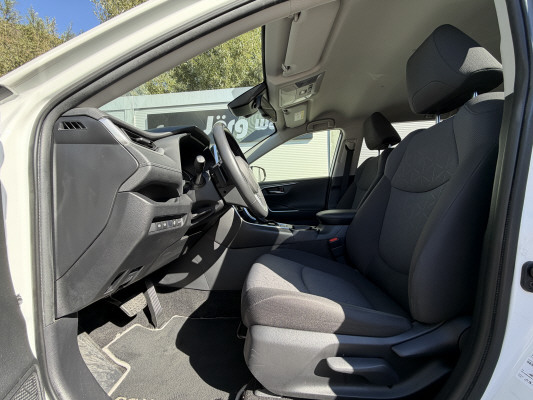 TOYOTA RAV-4 2.5 HSD Trend 4WD-image-8