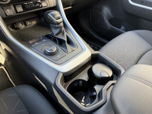 TOYOTA RAV-4 2.5 HSD Trend 4WD-image-10