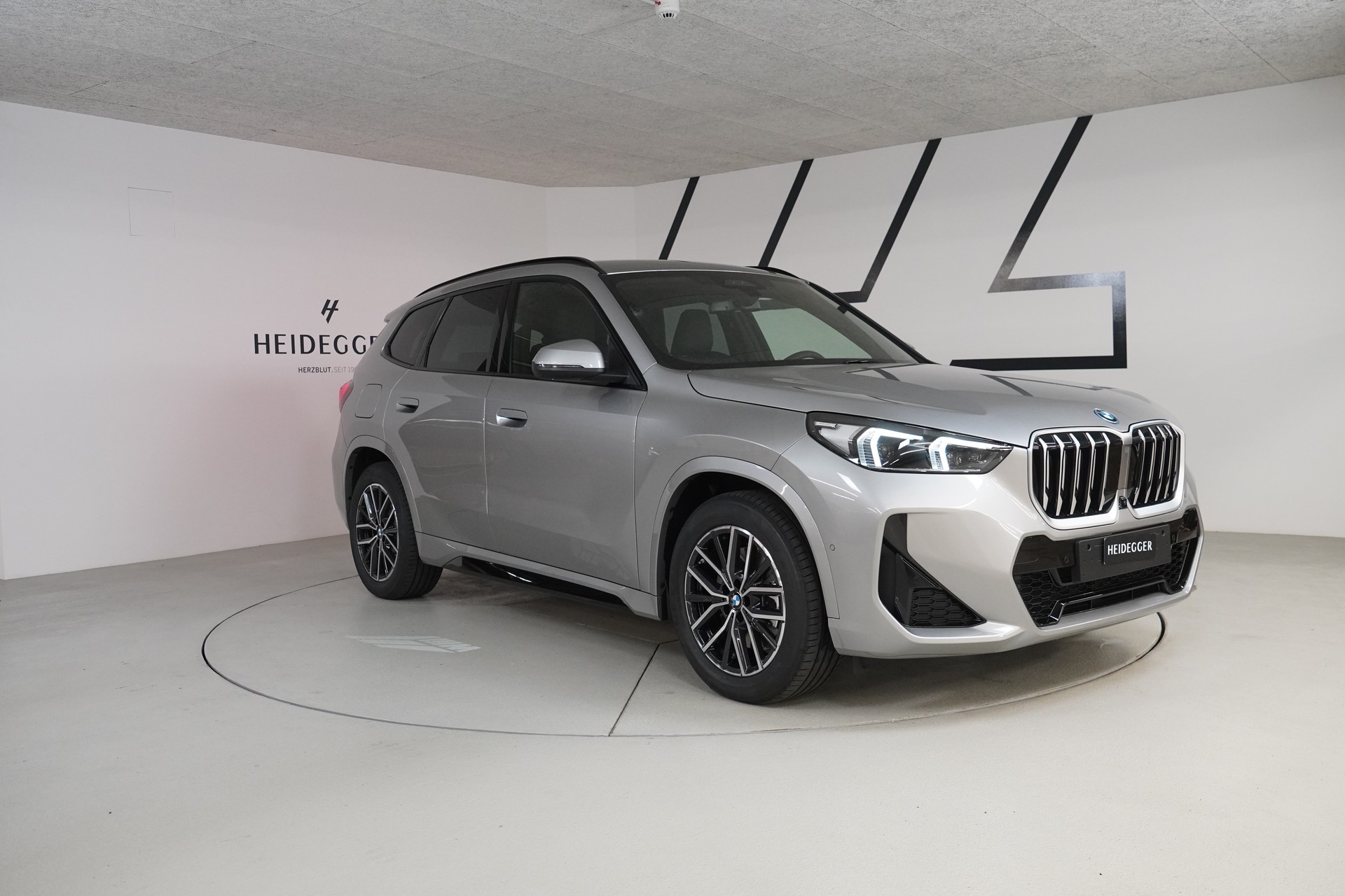 BMW X1 xDrive 30e M Sport-image-2