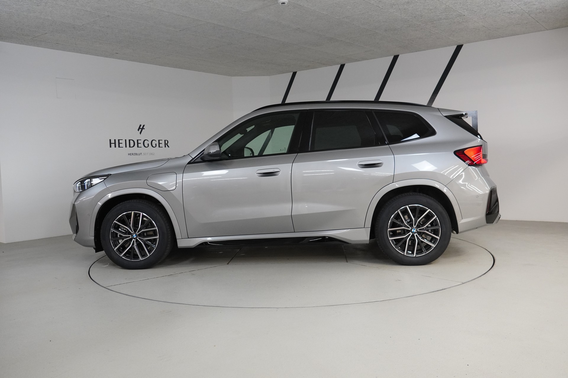 BMW X1 xDrive 30e M Sport-image-7