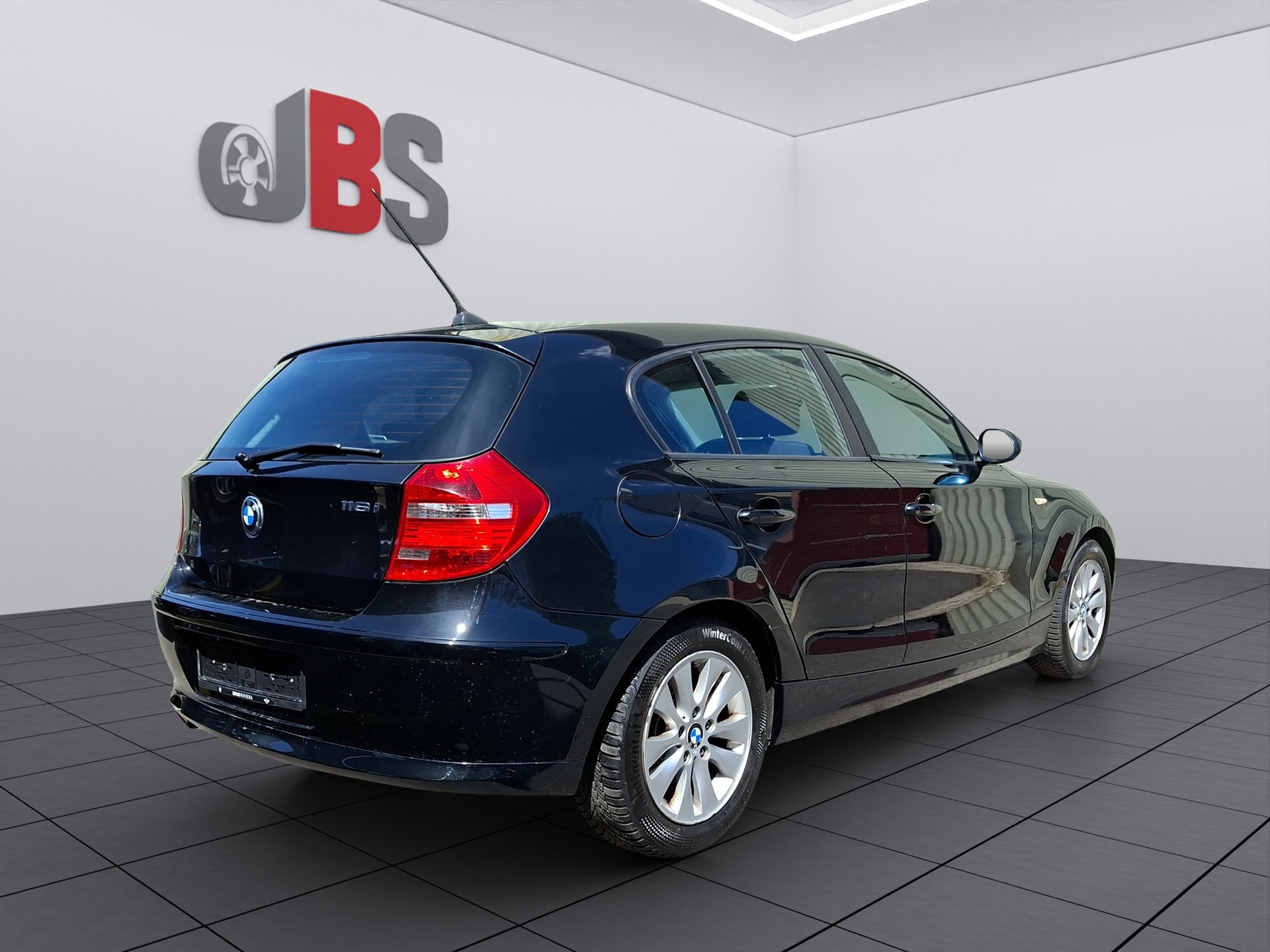 BMW 116i-image-4