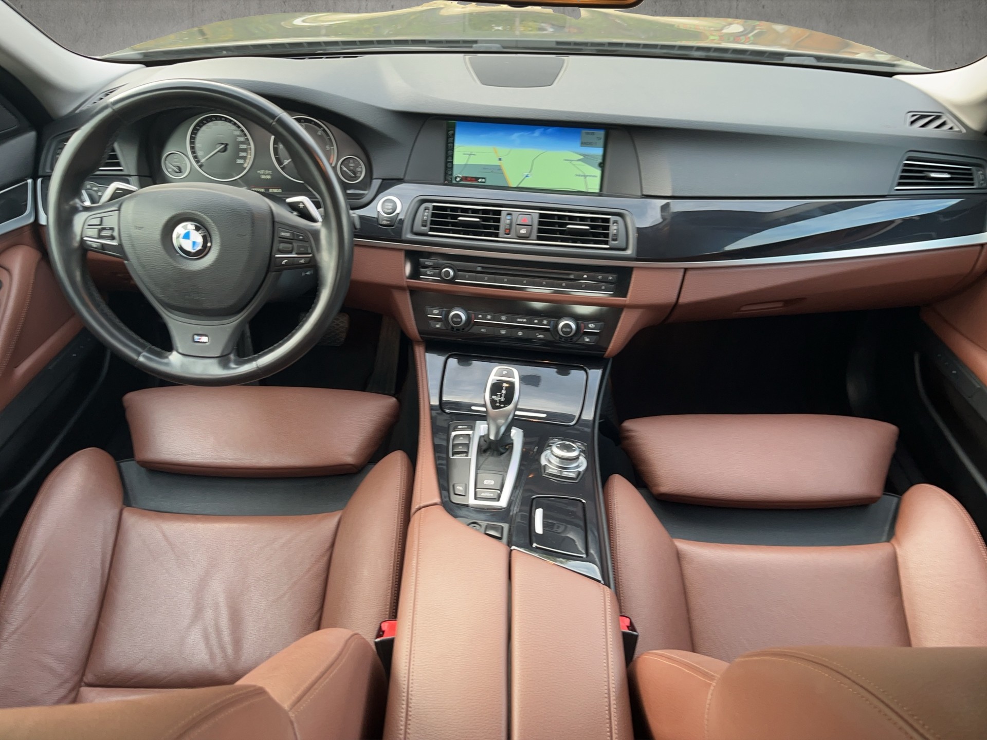 BMW 520d Steptronic-image-15