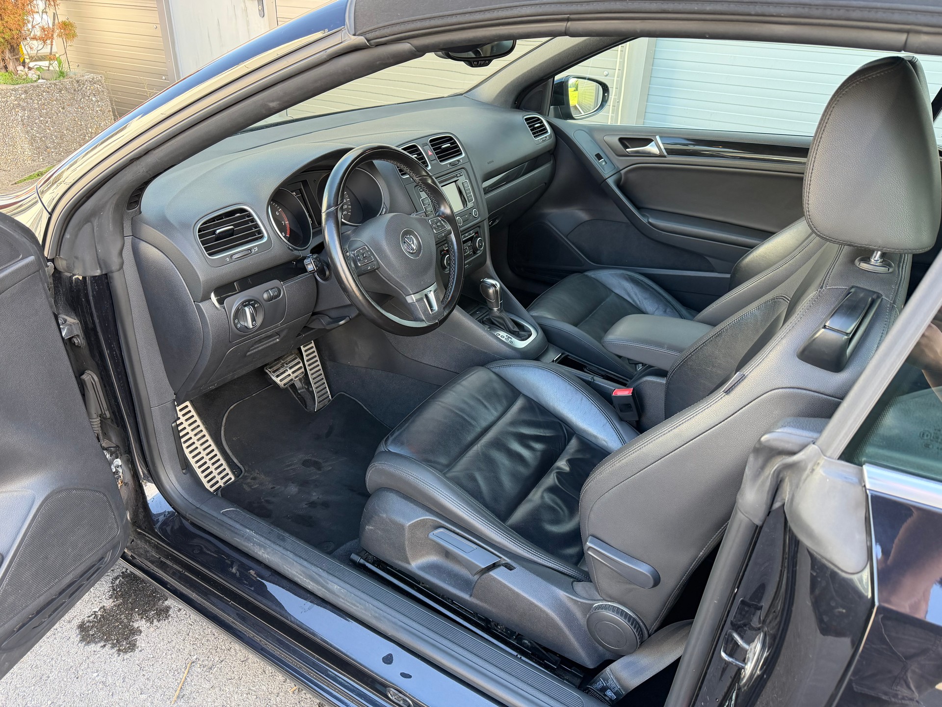 VW Golf Cabrio 1.4 TSI DSG-image-6