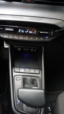 HYUNDAI Bayon 1.0 T-GDi AmpliaDCT-image-11