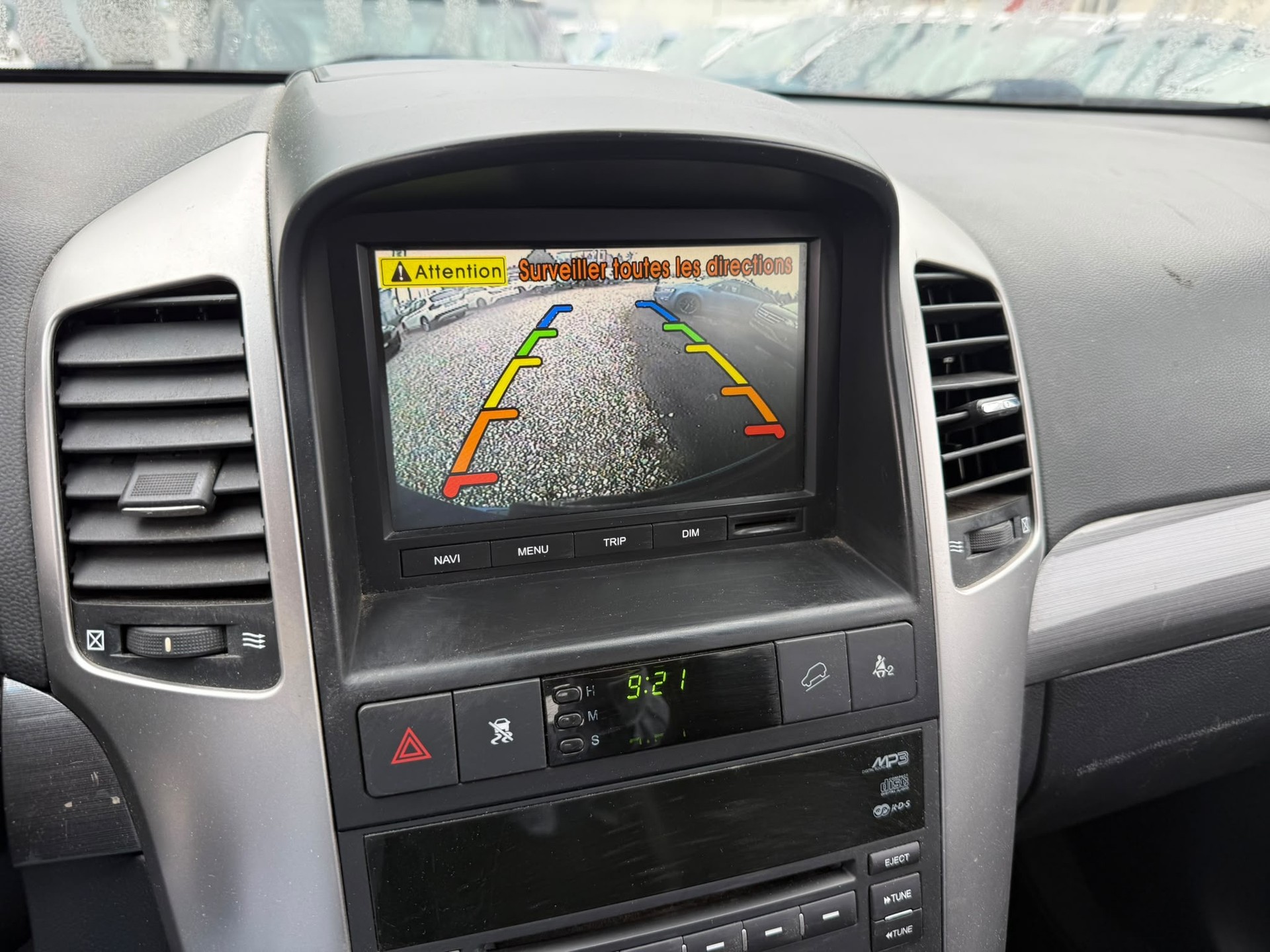 CHEVROLET Captiva 2.0 VCDi LS 4WD-image-13