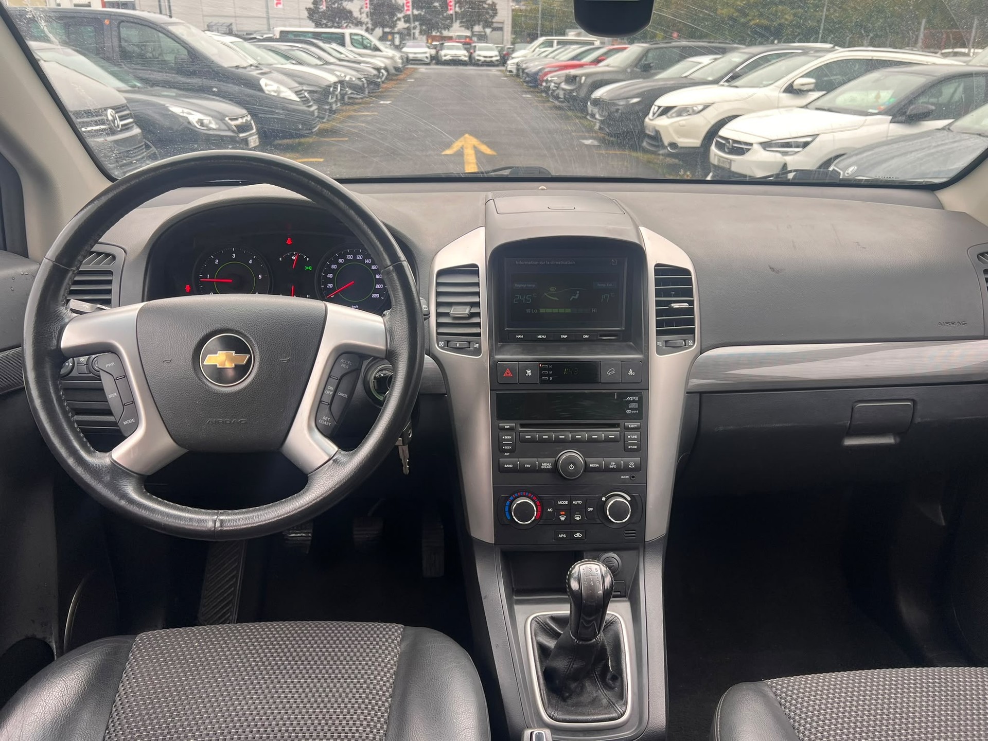 CHEVROLET Captiva 2.0 VCDi LS 4WD-image-7