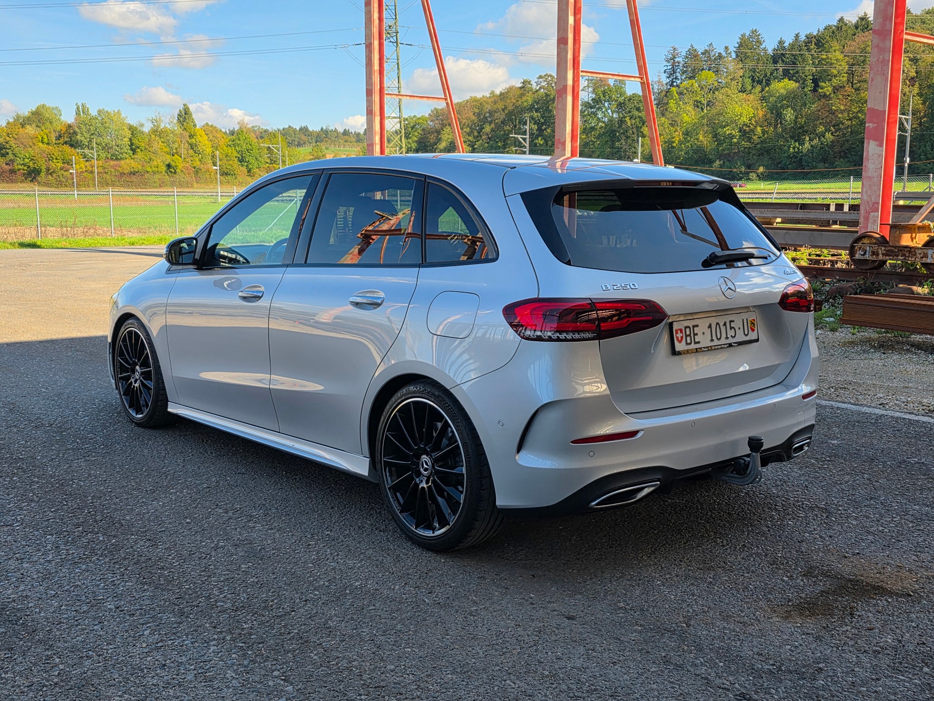 MERCEDES-BENZ B 250 4Matic AMG Line / Neu ab Mfk / AHK 1800kg-image-5