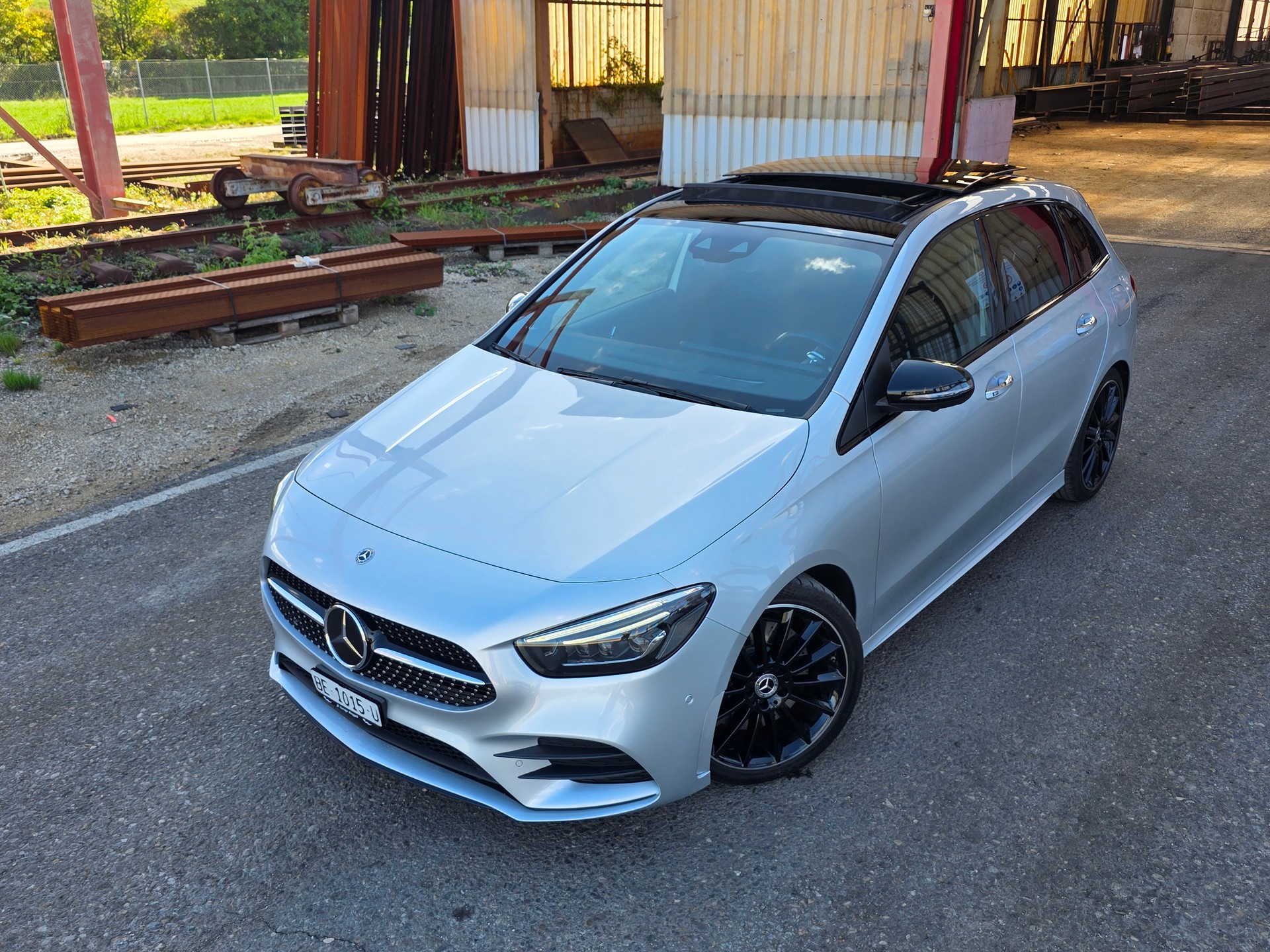 MERCEDES-BENZ B 250 4Matic AMG Line / Neu ab Mfk / AHK 1800kg-image-6