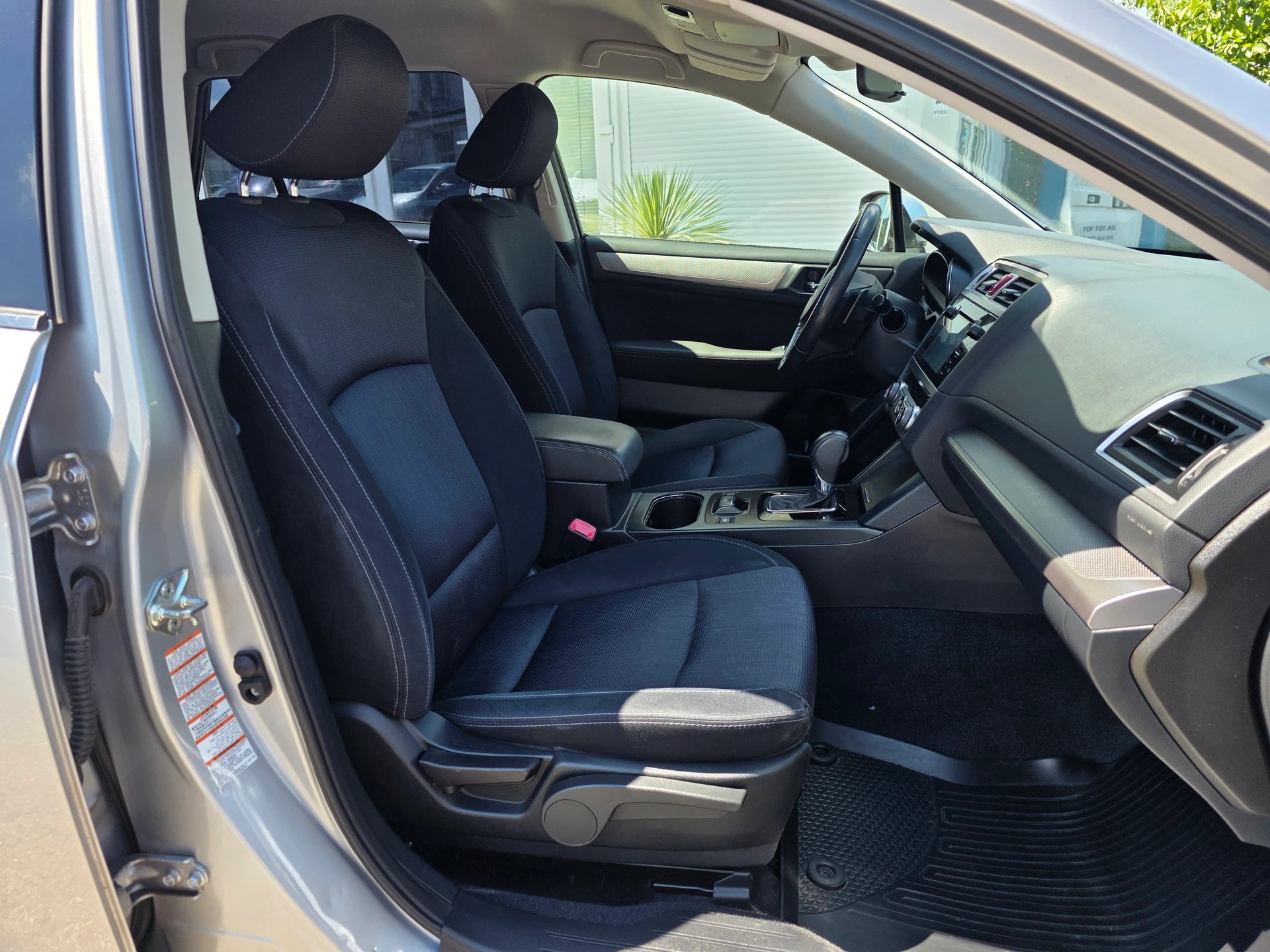 SUBARU Outback 2.0D Swiss Classic AWD Lineartronic * CH-Fahrzeug * Frisch ab MFK *-image-16