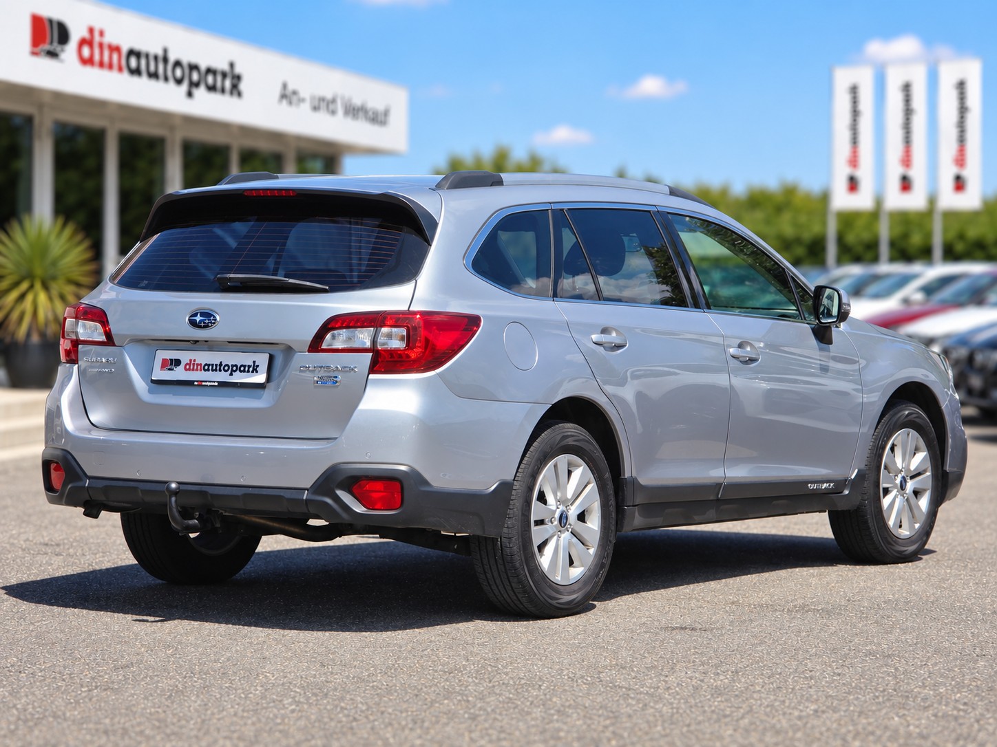 SUBARU Outback 2.0D Swiss Classic AWD Lineartronic * CH-Fahrzeug * Frisch ab MFK *-image-6