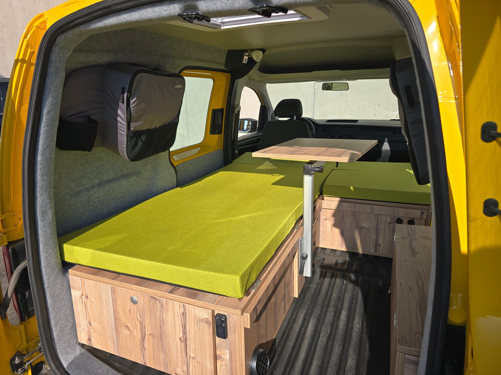 VW VW GEOVAN M - 1.0 TSI 102PS - Benzin - Fensterbus-image-7