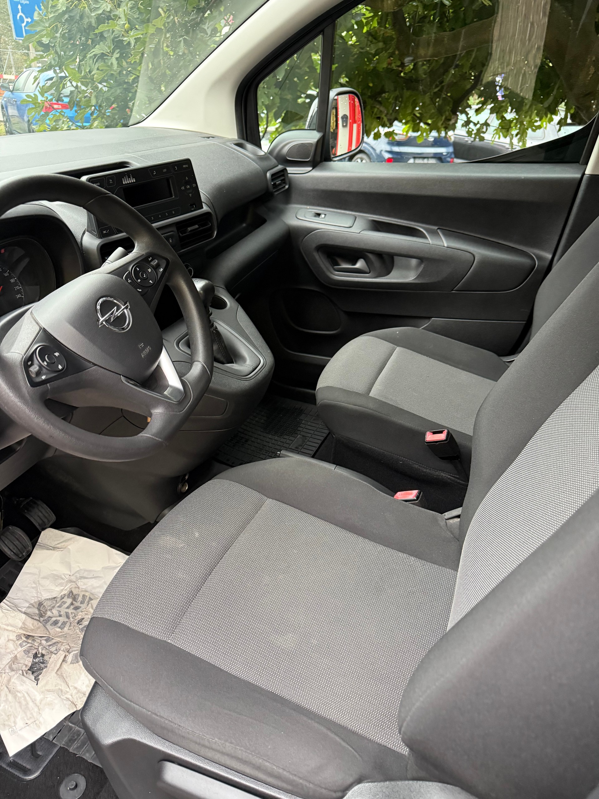 OPEL Combo 1.2 Cargo Essentia start/stop-image-4