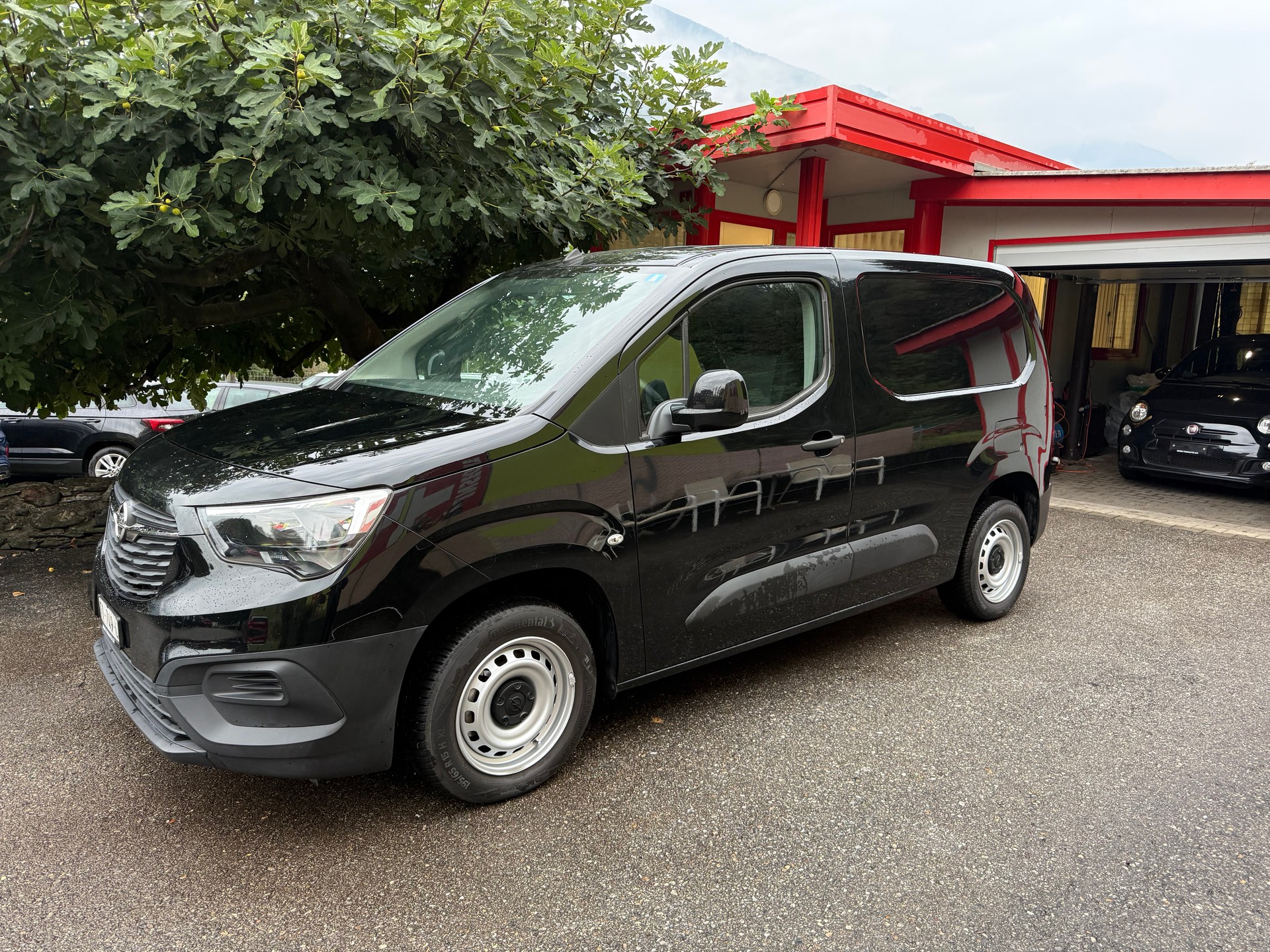 OPEL Combo 1.2 Cargo Essentia start/stop-image-1