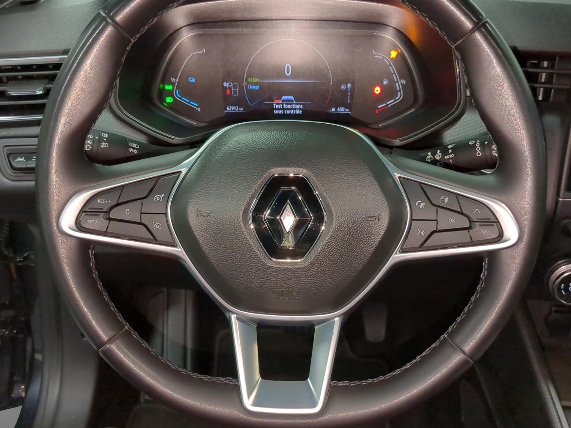 RENAULT Clio 1.6 E-Tech Intens-image-9