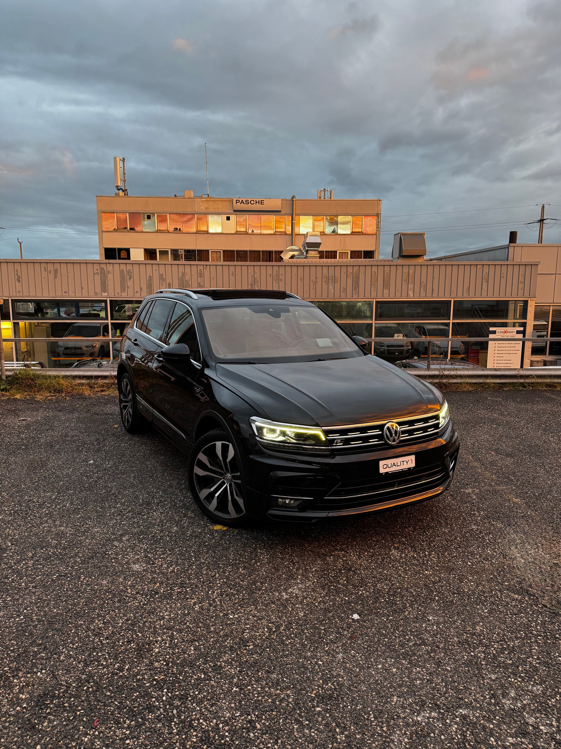 VW Tiguan 2.0 TDI SCR Highline 4Motion DSG-image-2