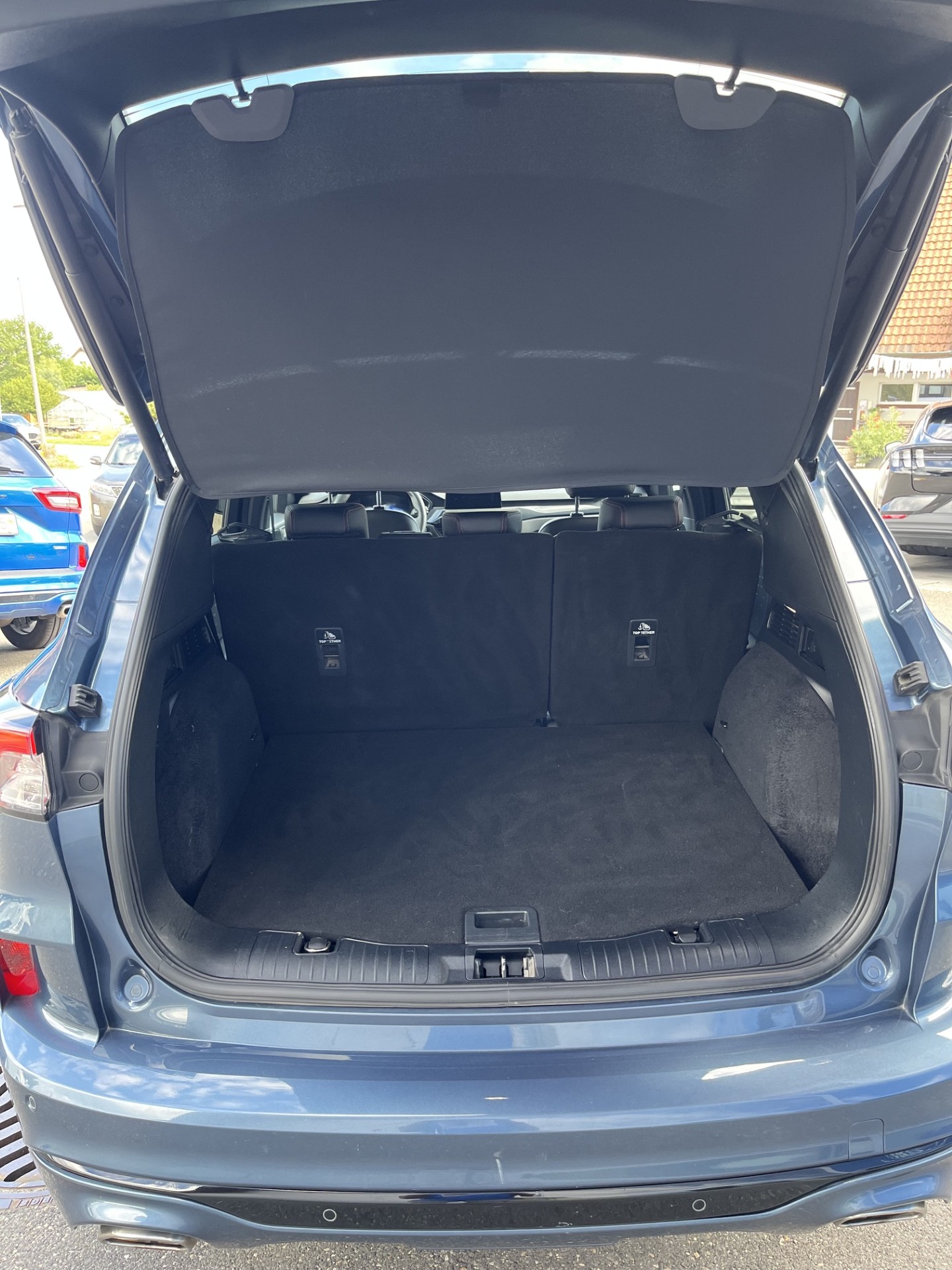 FORD Kuga 2.0 TDCi EcoBlue ST-Line X 4WD-image-6