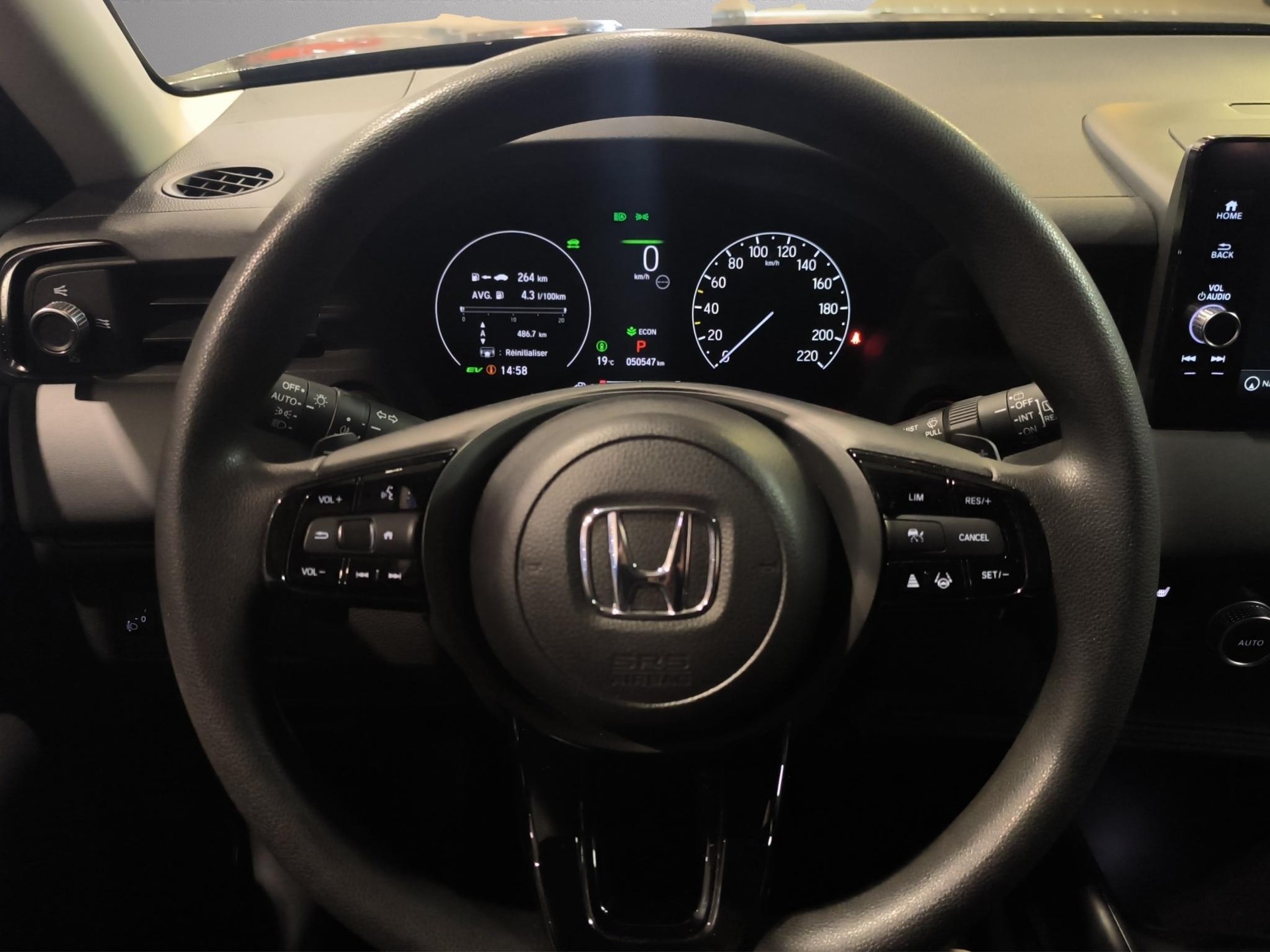HONDA HR-V 1.5 i-MMD Elegance-image-9