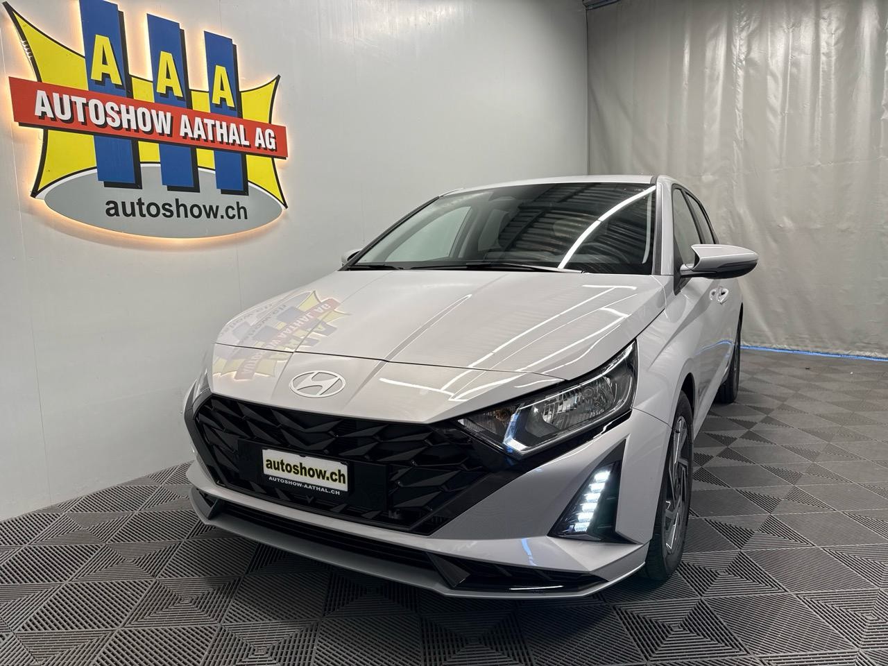 HYUNDAI i20 1.0 T-GDi Sportline DCT-image-12