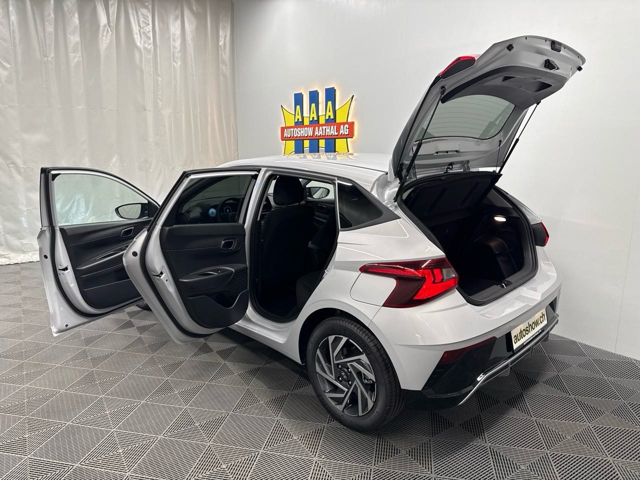 HYUNDAI i20 1.0 T-GDi Sportline DCT-image-10