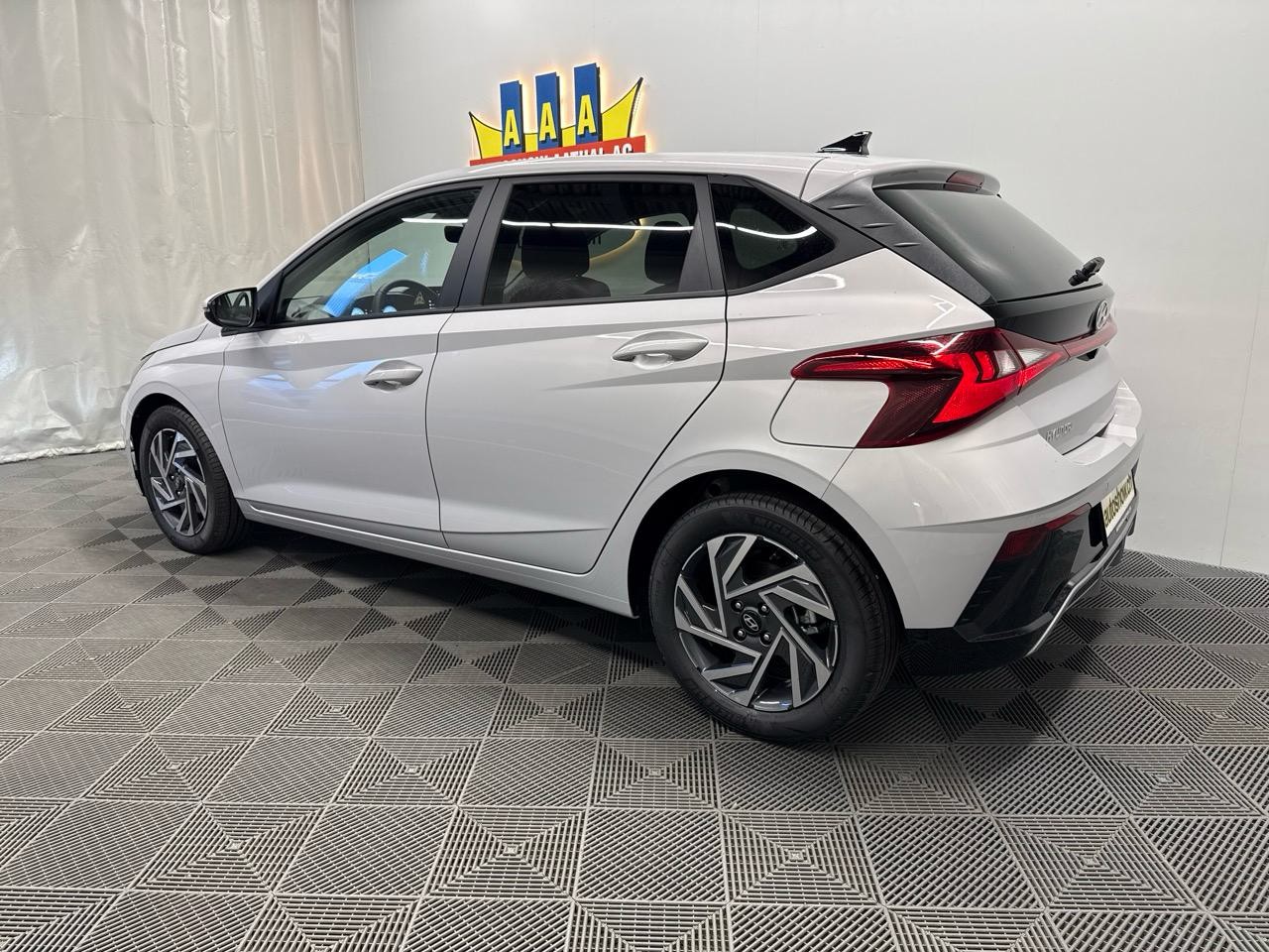 HYUNDAI i20 1.0 T-GDi Sportline DCT-showroom-element-1