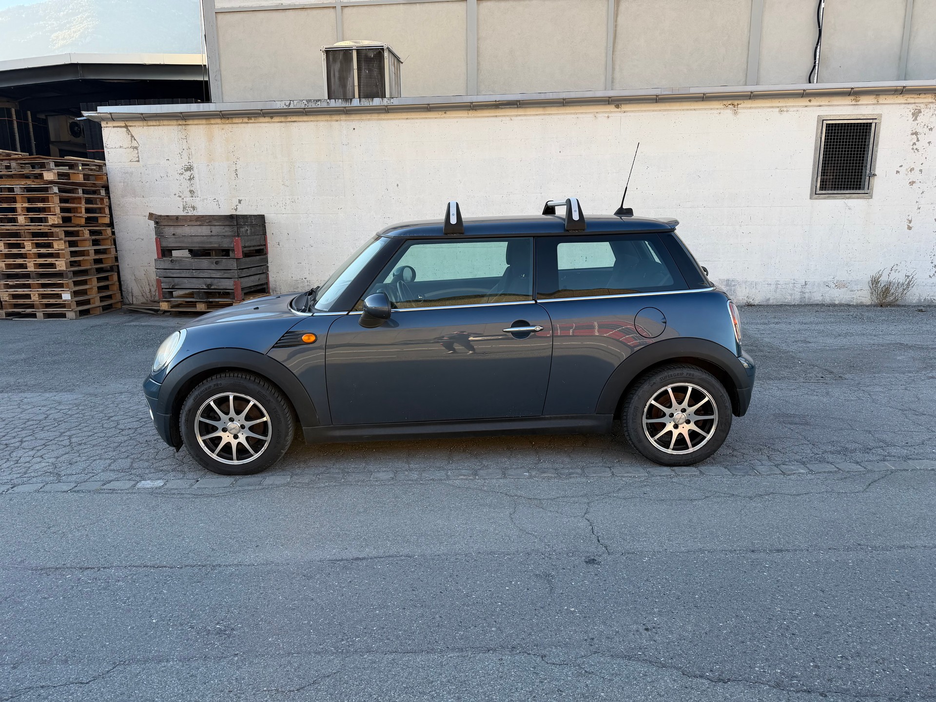 MINI Cooper-image-2