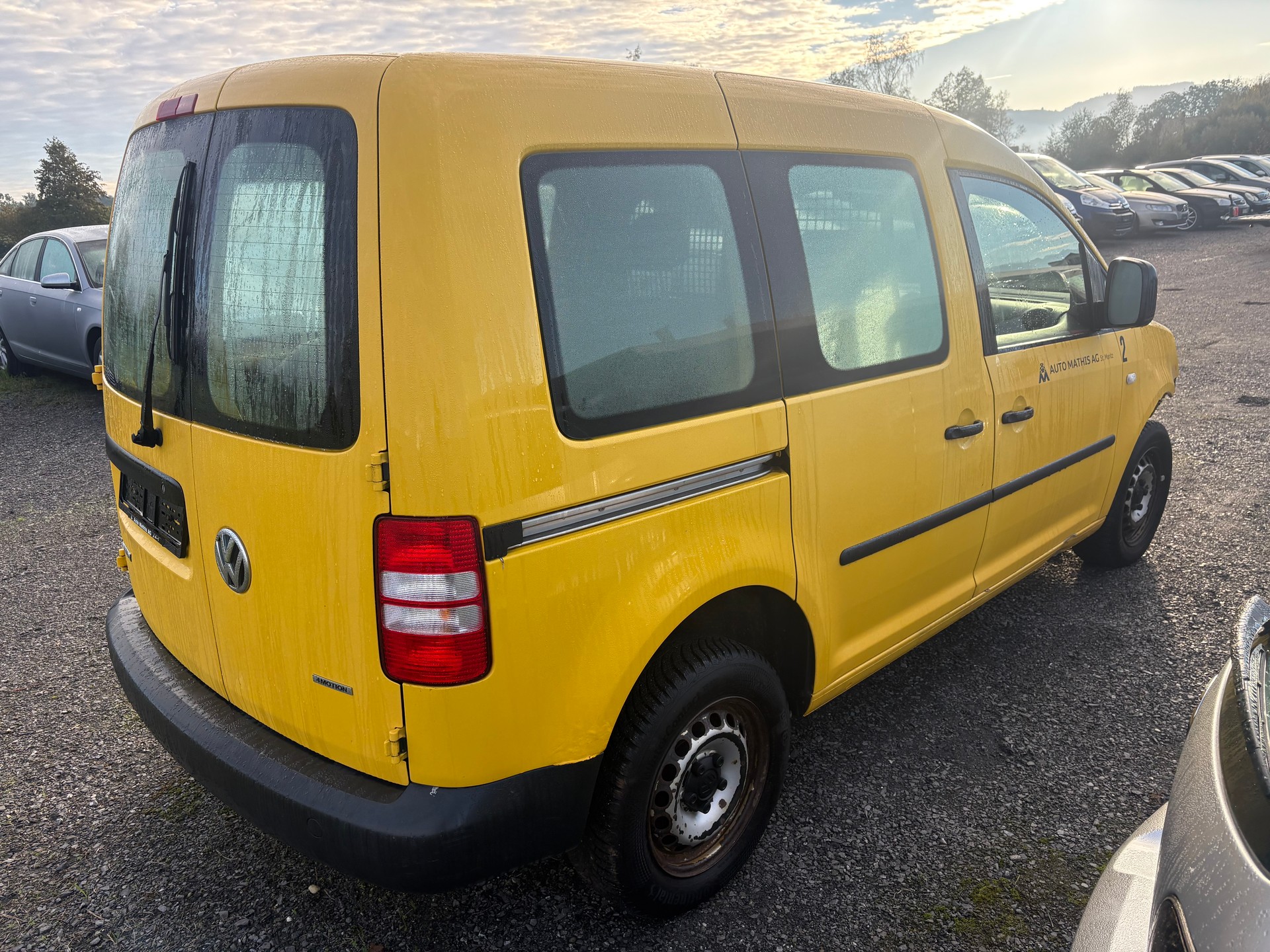 VW CADDY-image-3