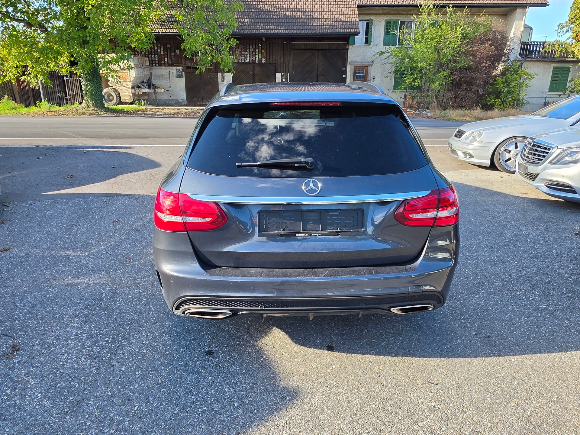 MERCEDES-BENZ C 200 AMG Line 4Matic 7G-Tronic-image-3