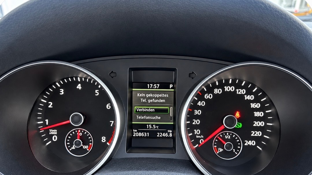 VW Golf 1.4 TSI Team DSG-image-7