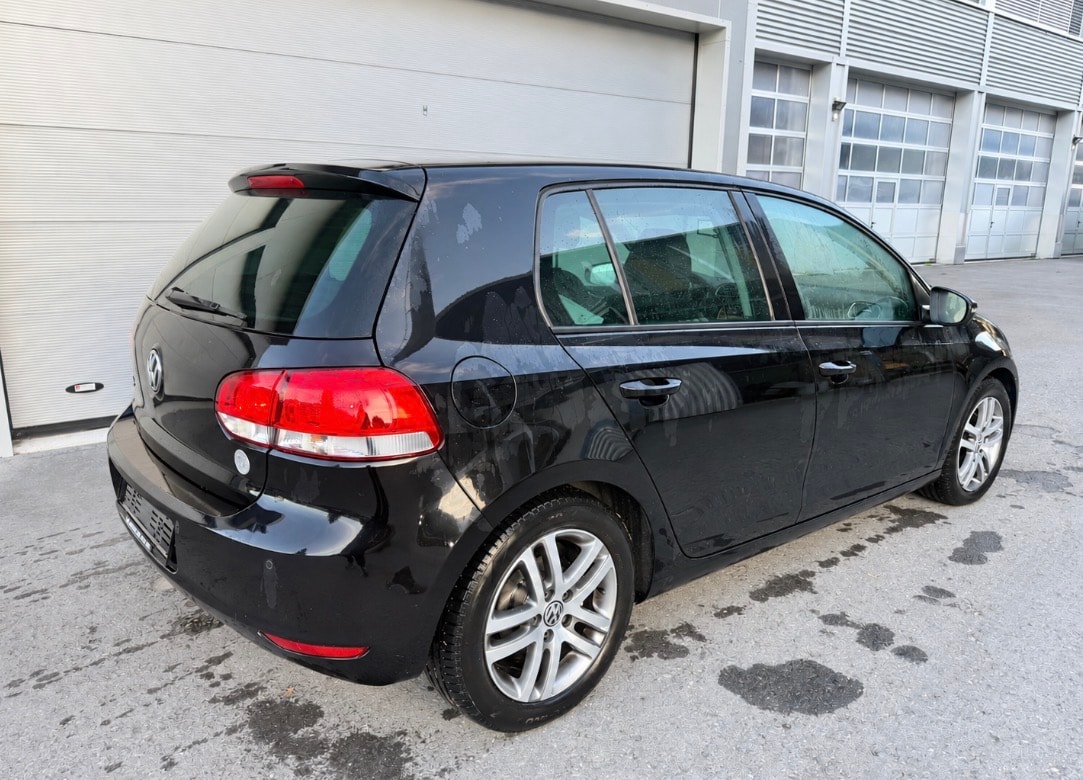 VW Golf 1.4 TSI Team DSG-image-2