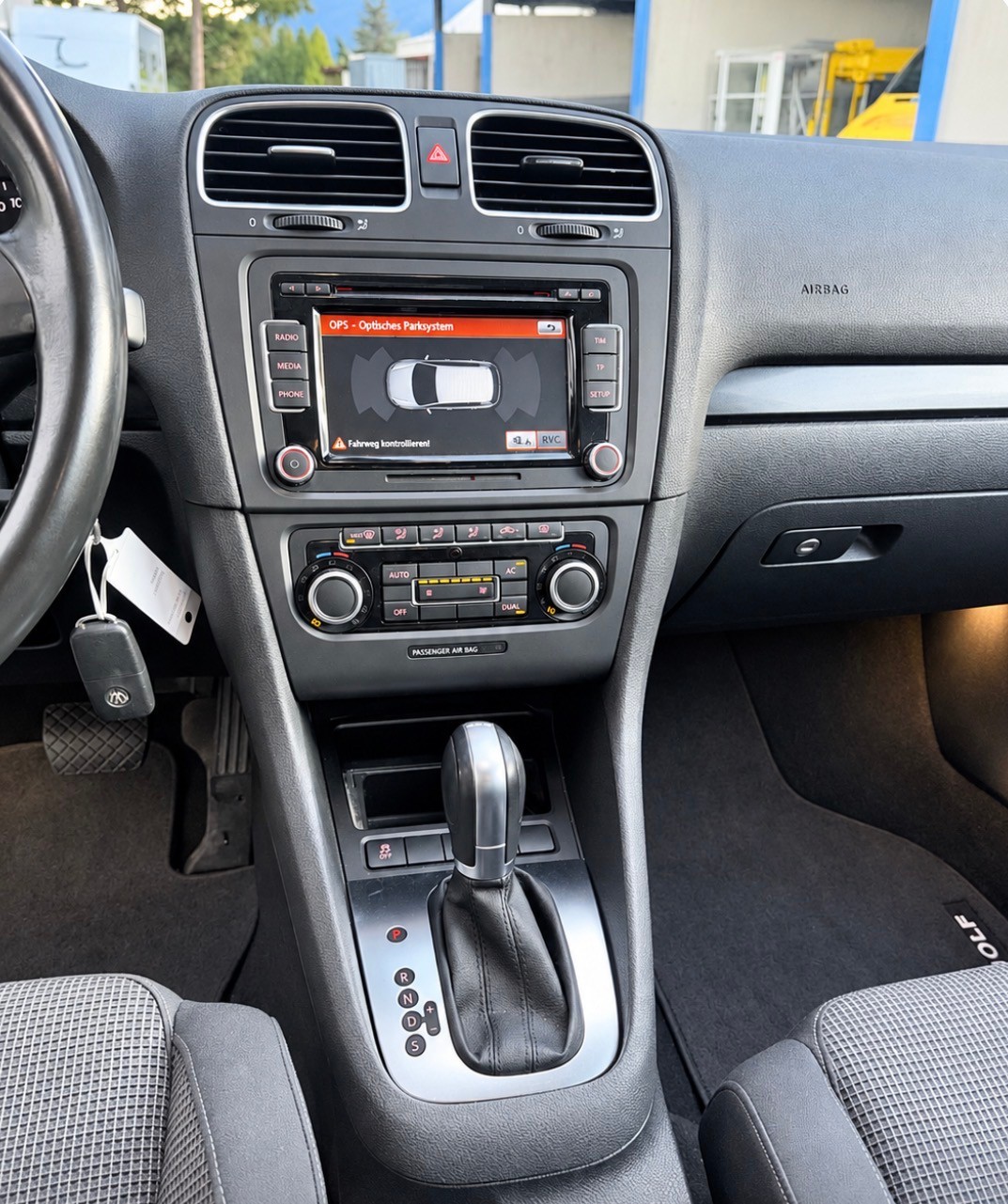 VW Golf 1.4 TSI Team DSG-image-5