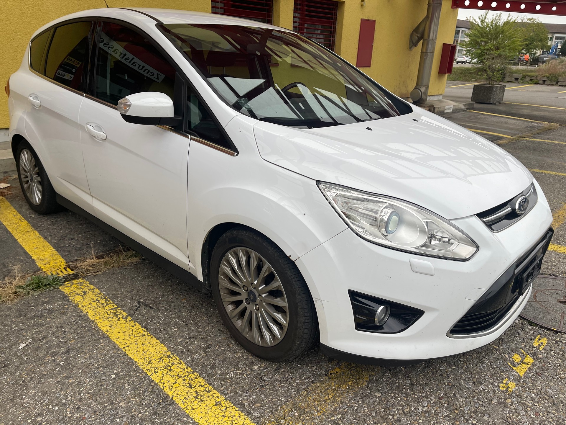 FORD C-Max 1.6 SCTi Titanium-image-2