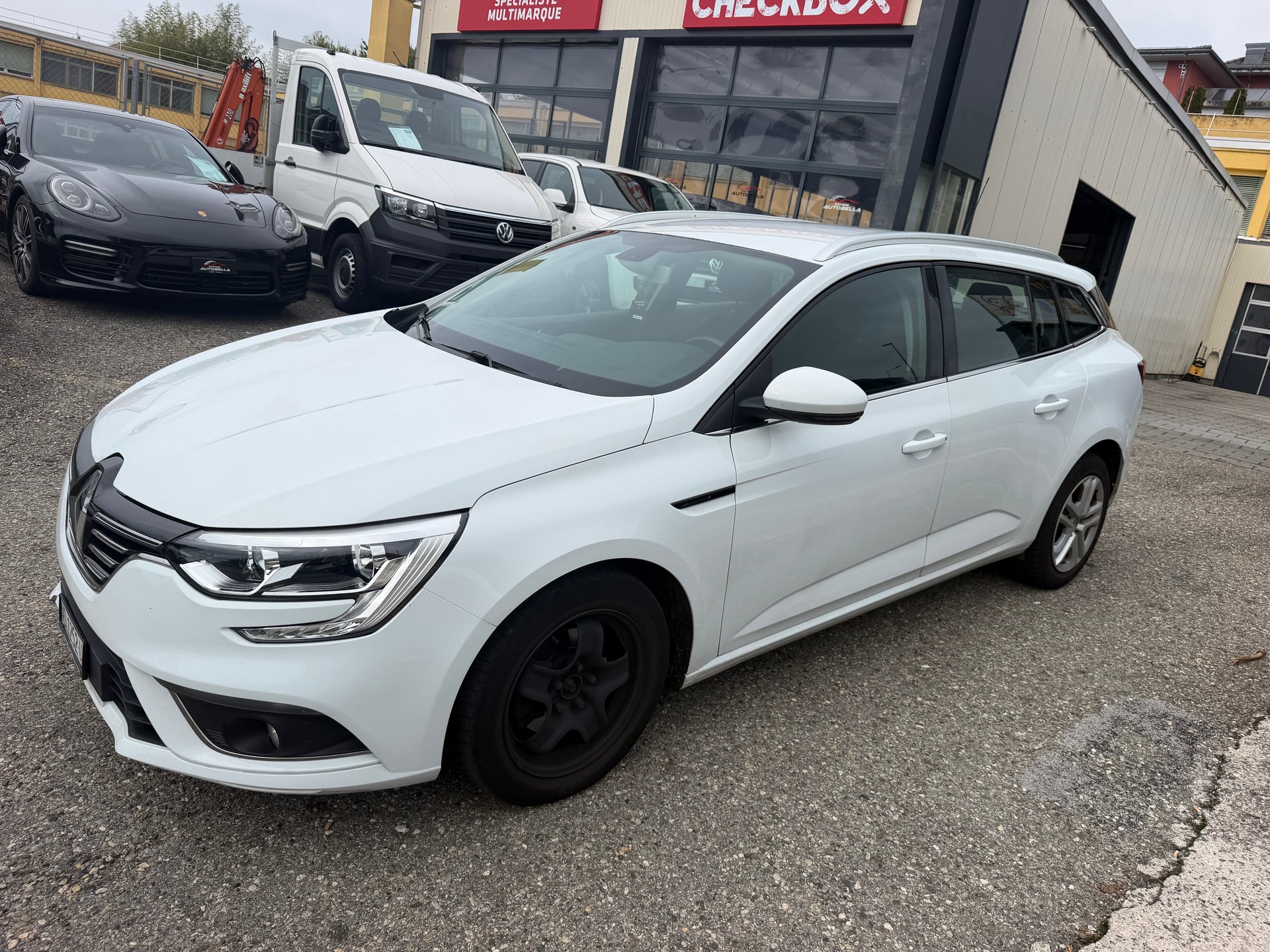 RENAULT Mégane Grandtour 1.5 dCi Business EDC-image-1