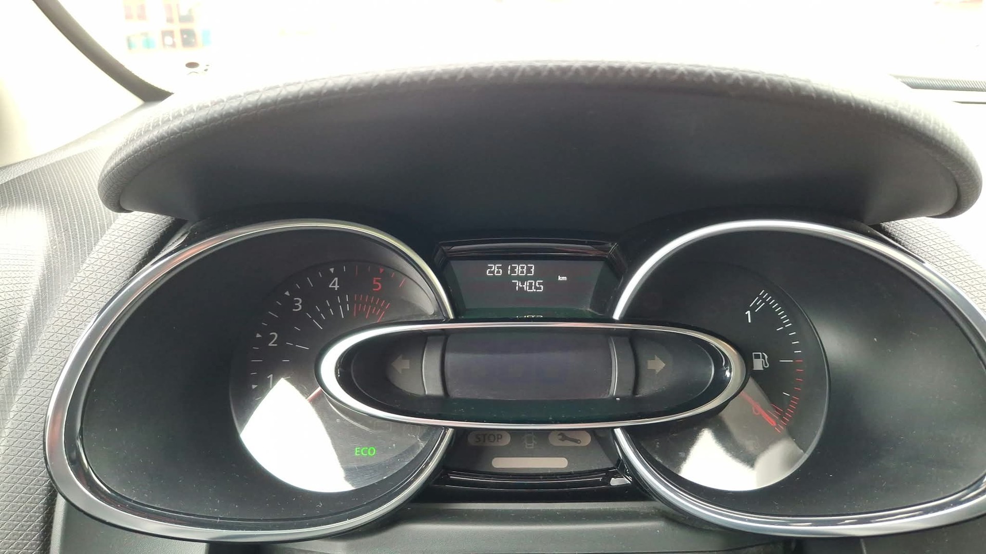 RENAULT Clio 1.5 dCi Swiss Edition EDC-image-10