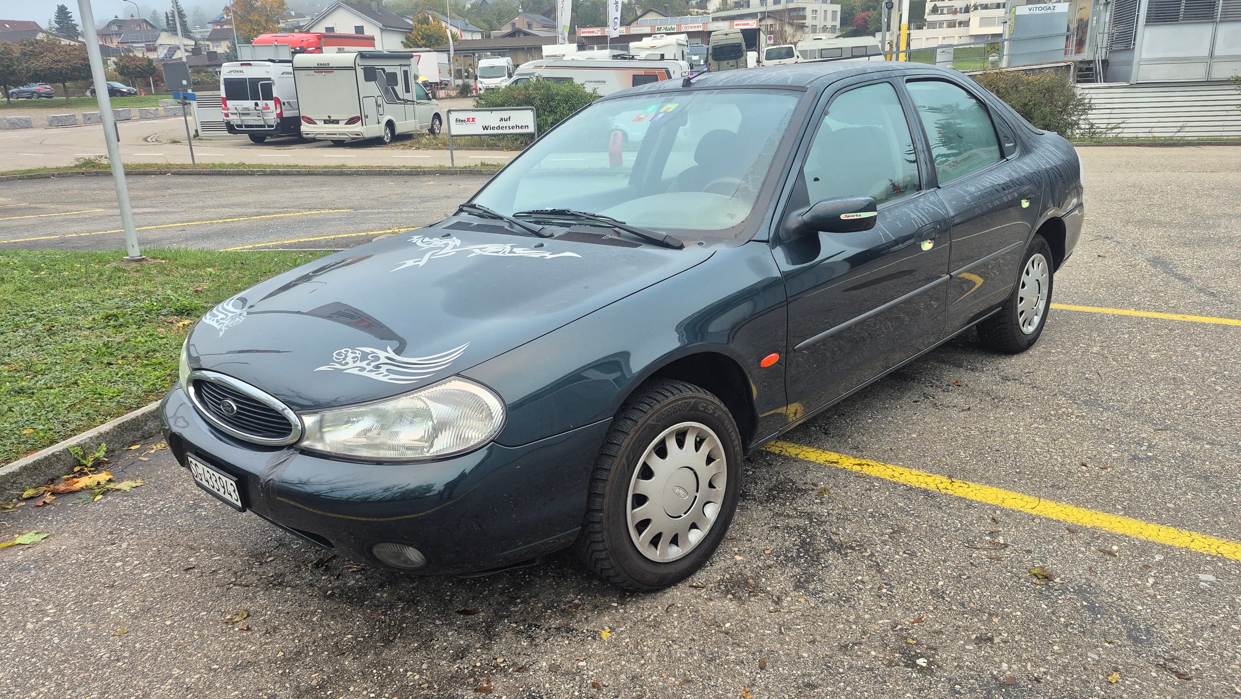 Car photo