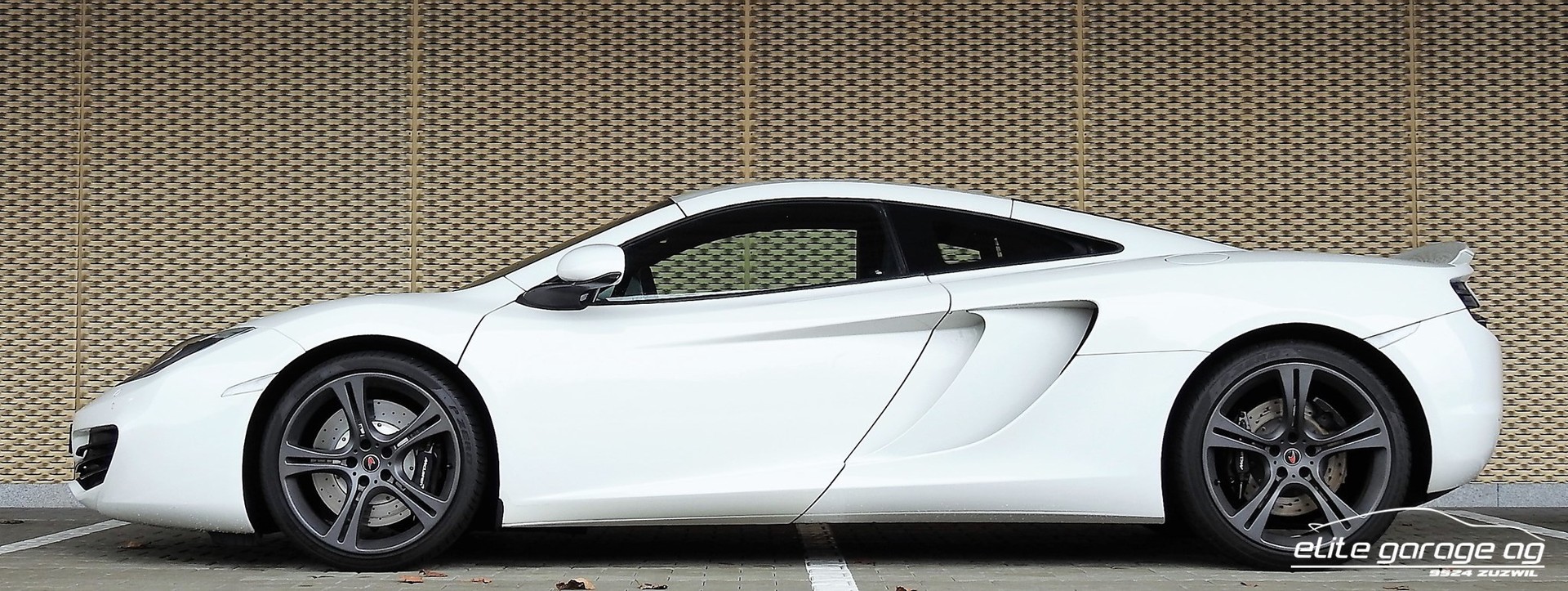 McLAREN MP4-12C Coupé 3.8 V8 SSG-image-4