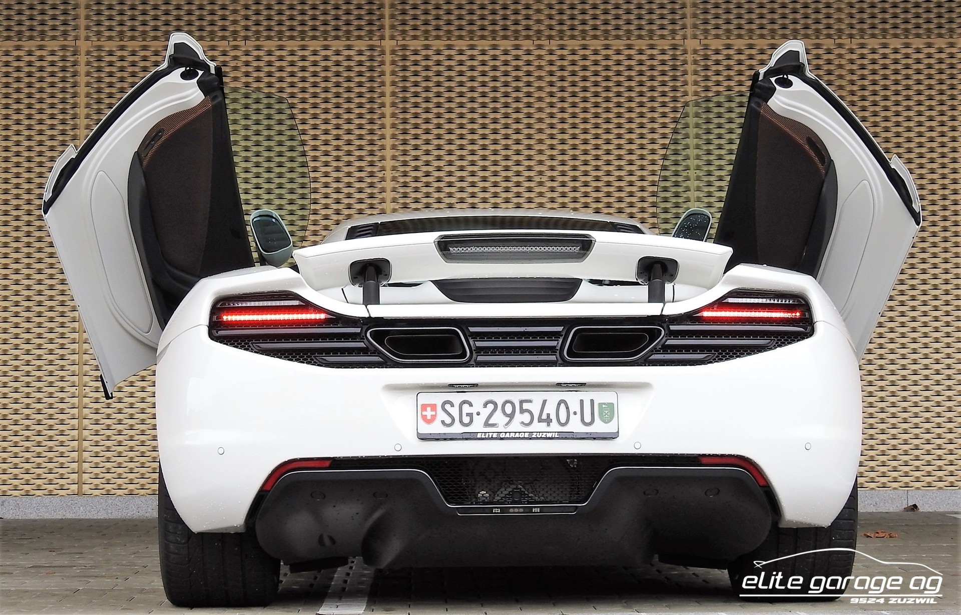 McLAREN MP4-12C Coupé 3.8 V8 SSG-image-5