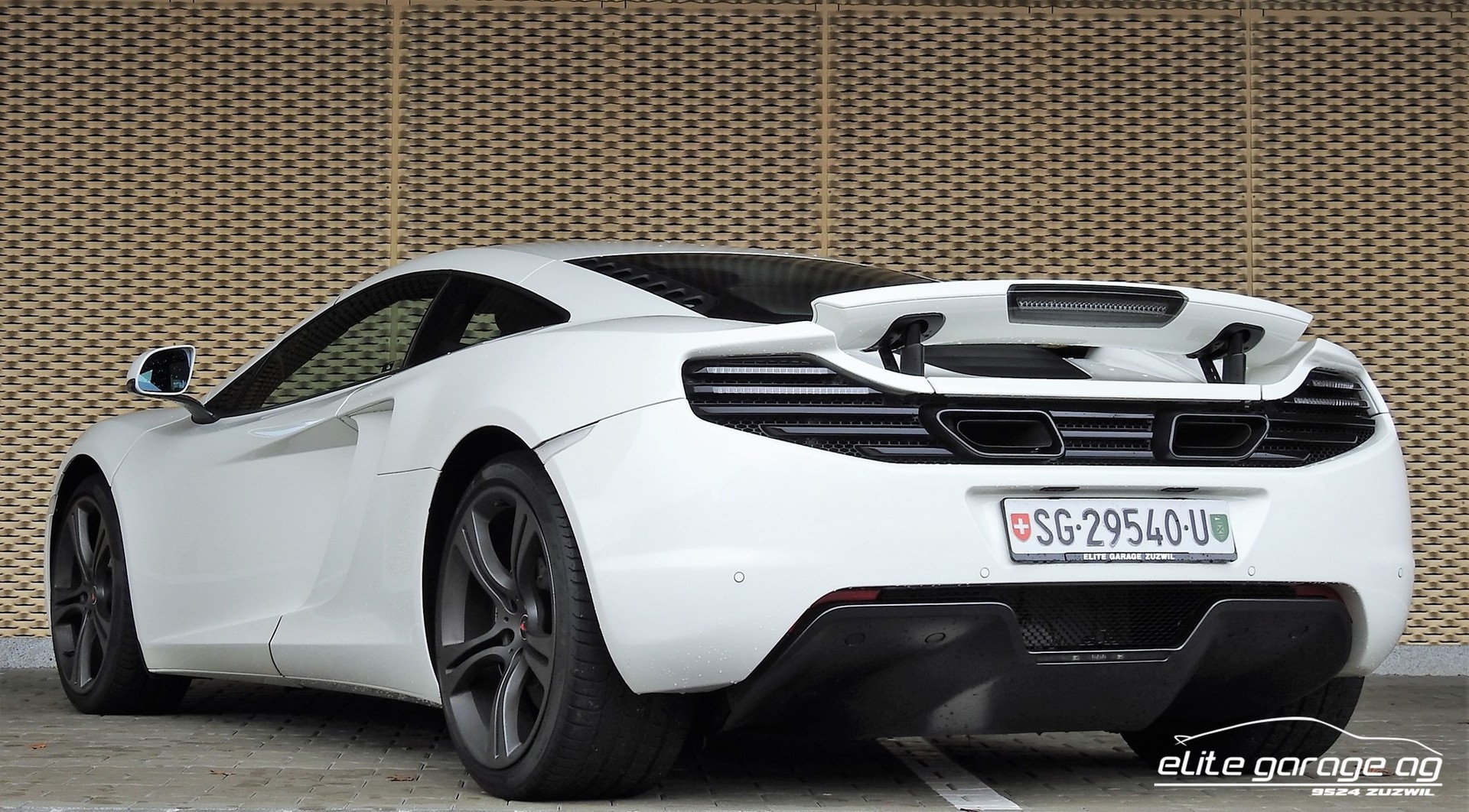 McLAREN MP4-12C Coupé 3.8 V8 SSG-image-7
