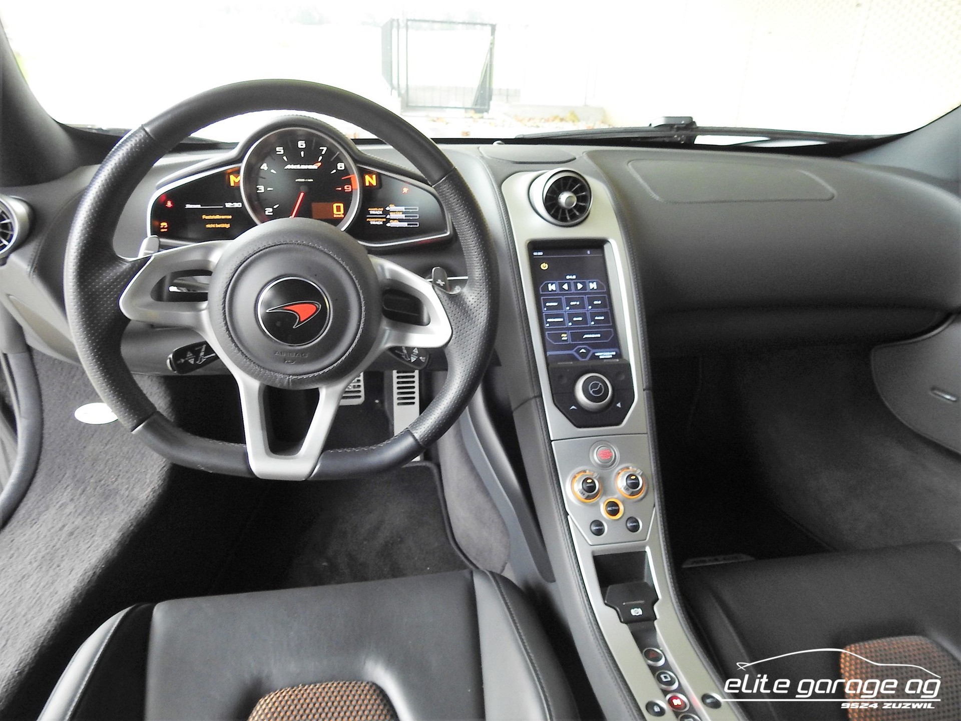 McLAREN MP4-12C Coupé 3.8 V8 SSG-image-8