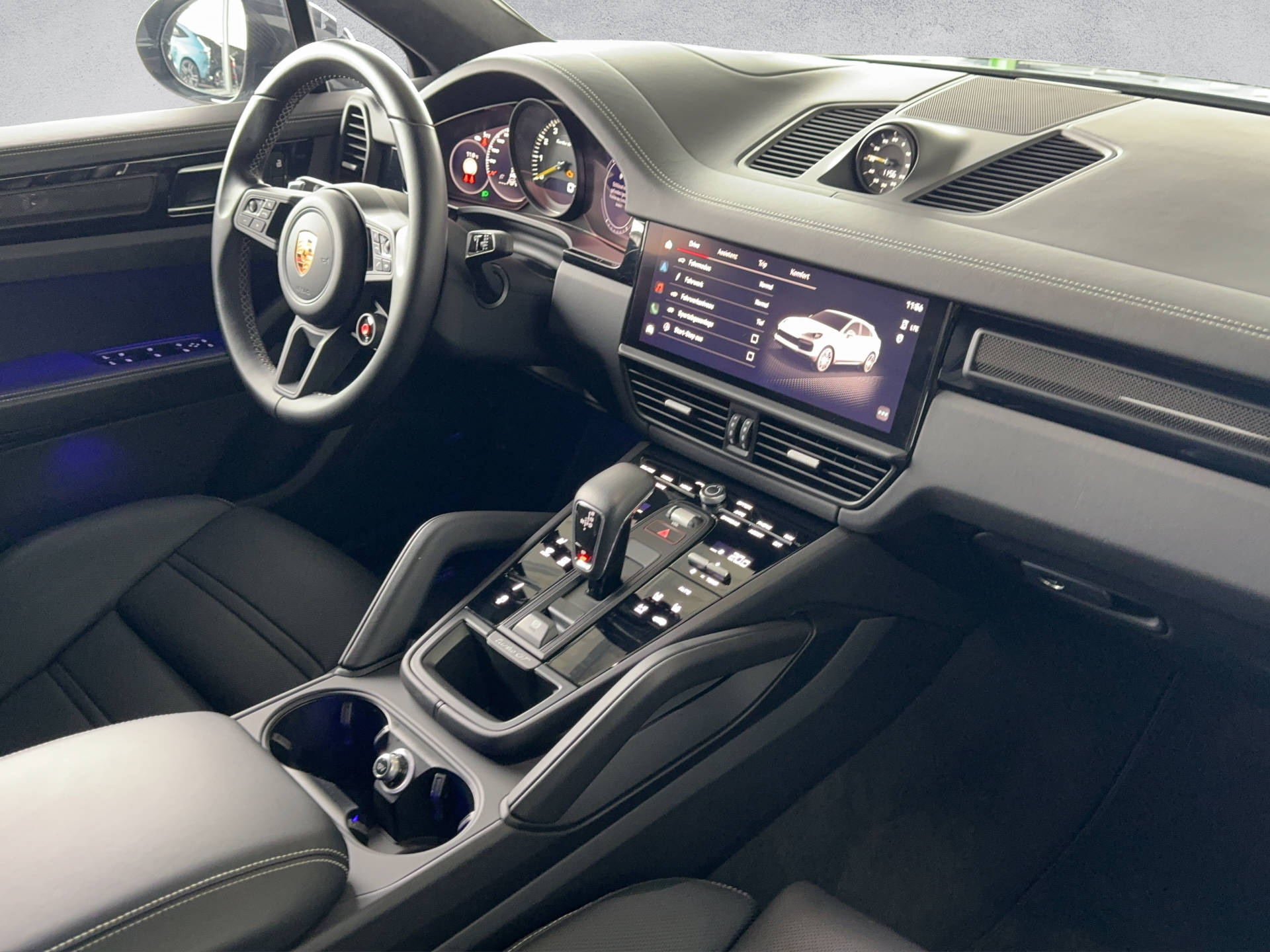 PORSCHE Cayenne Turbo GT-image-7
