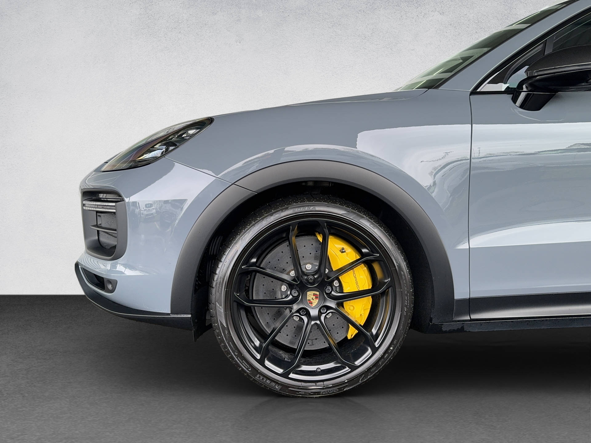PORSCHE Cayenne Turbo GT-image-14