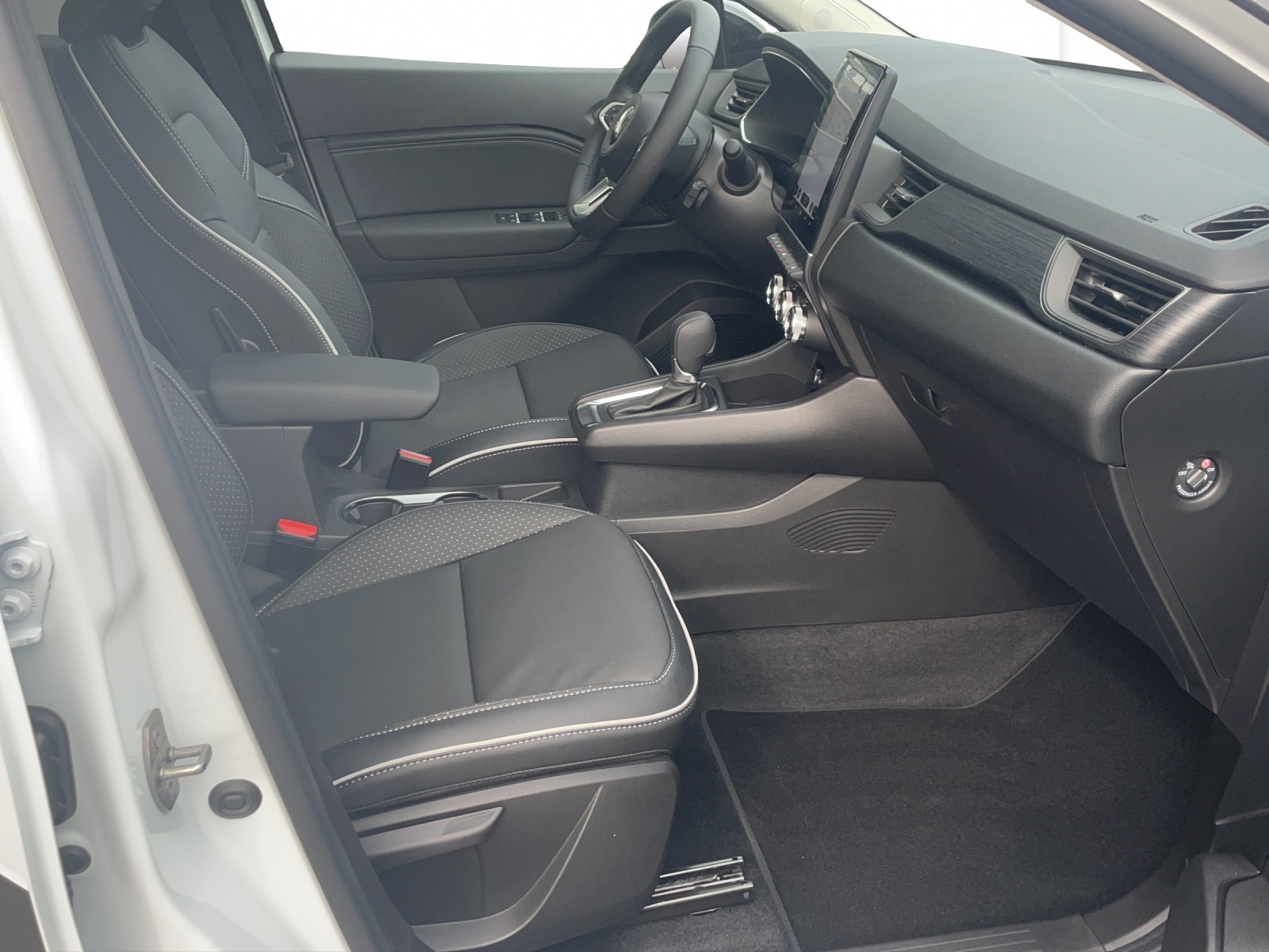 MITSUBISHI ASX 1.6 PHEV Saisho-image-11