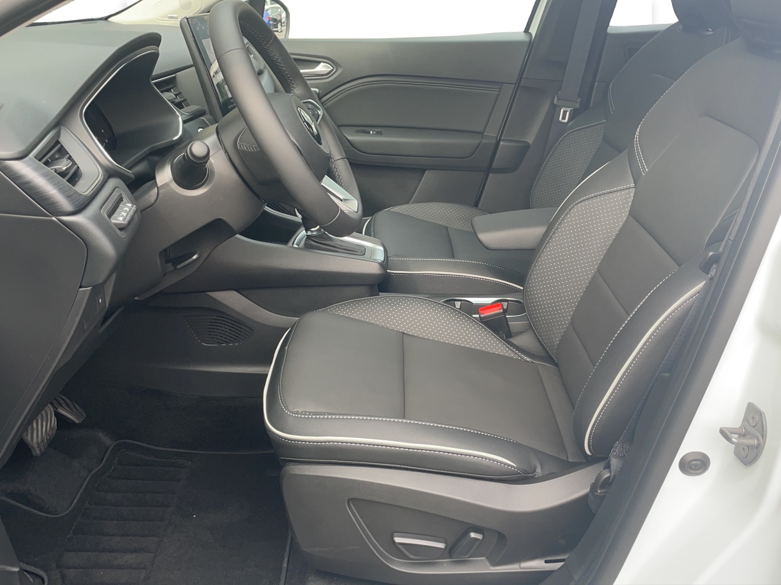 MITSUBISHI ASX 1.6 PHEV Saisho-image-4