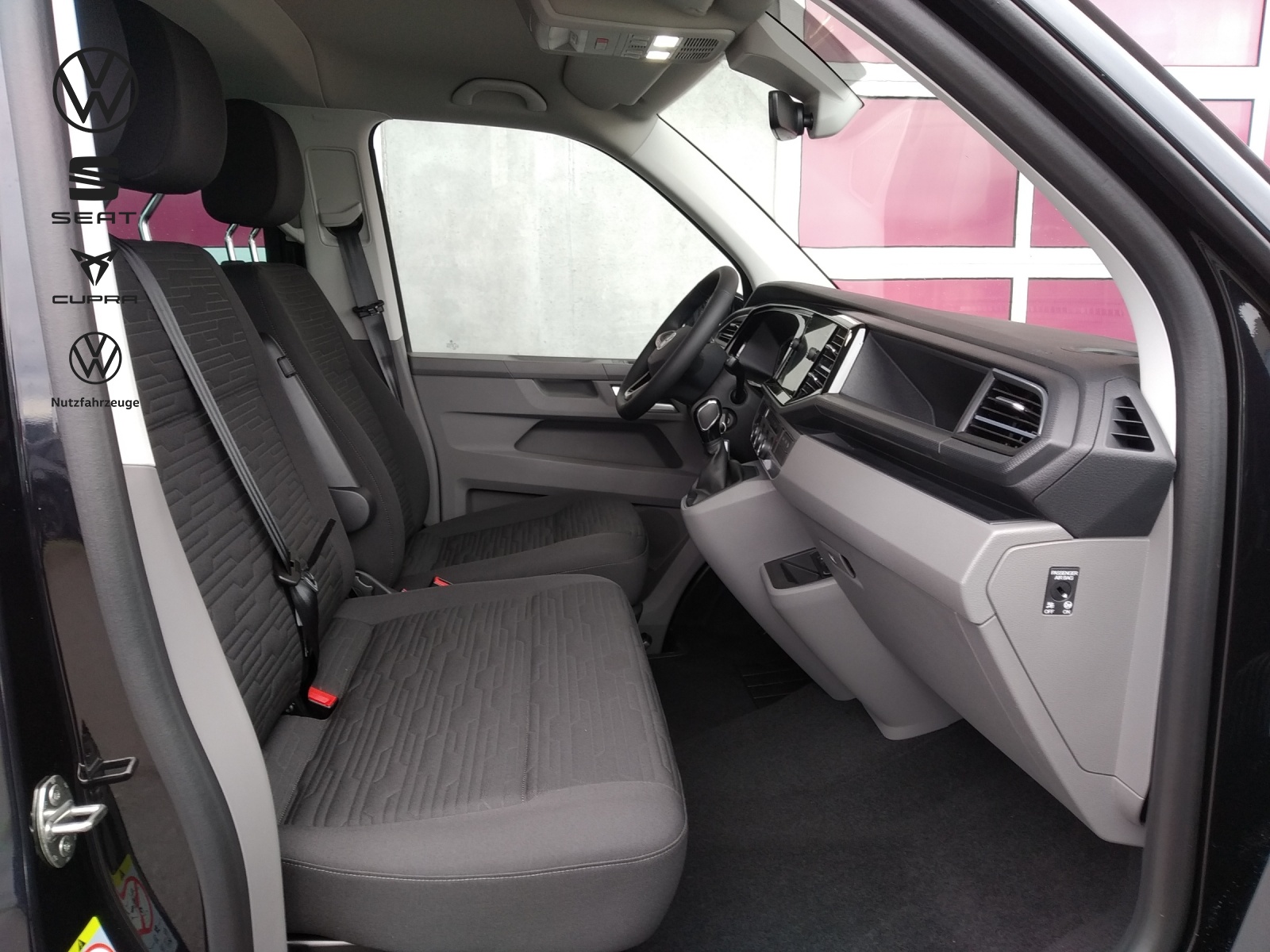 VW T6.1 Caravelle 2.0 TDI Trendline DSG-image-12