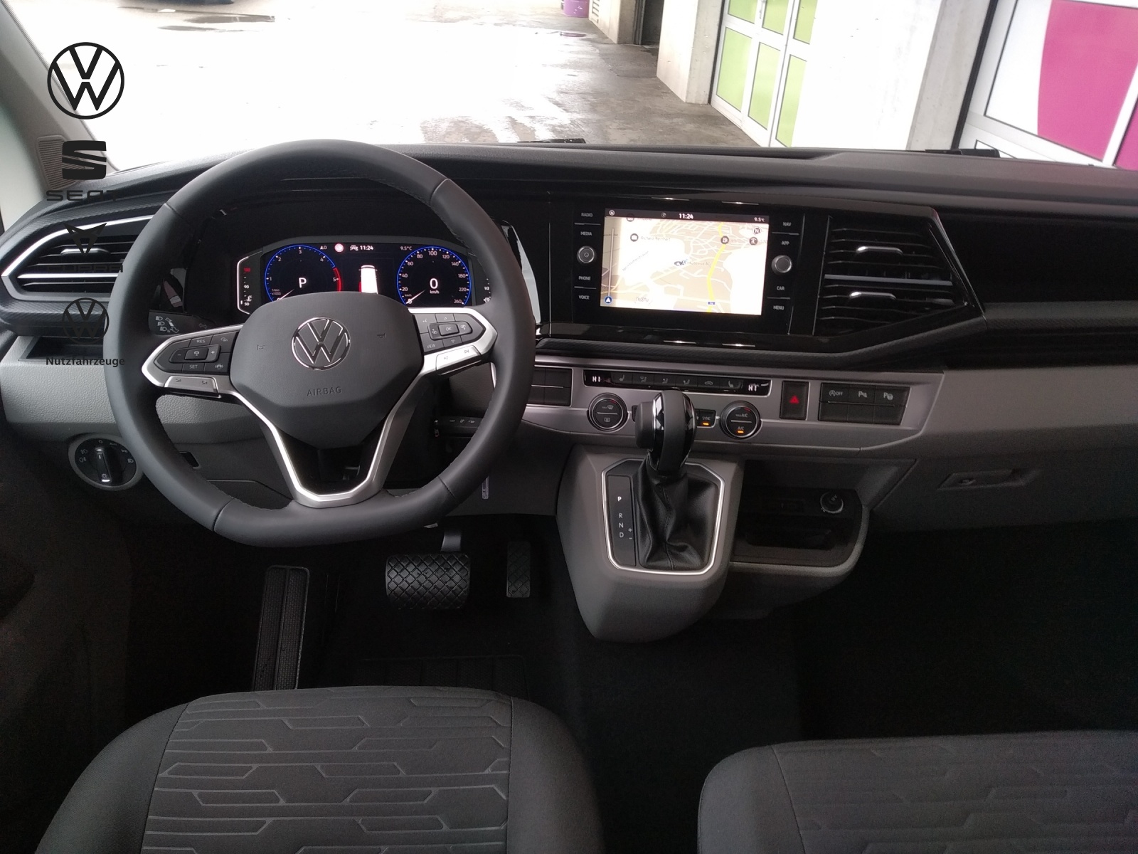 VW T6.1 Caravelle 2.0 TDI Trendline DSG-image-8