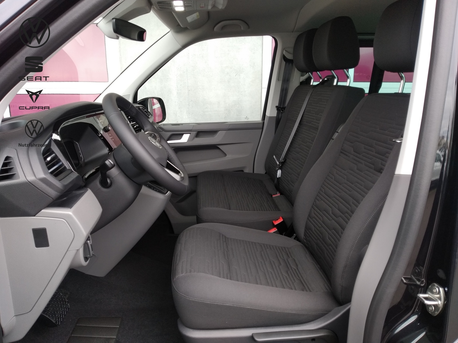 VW T6.1 Caravelle 2.0 TDI Trendline DSG-image-4
