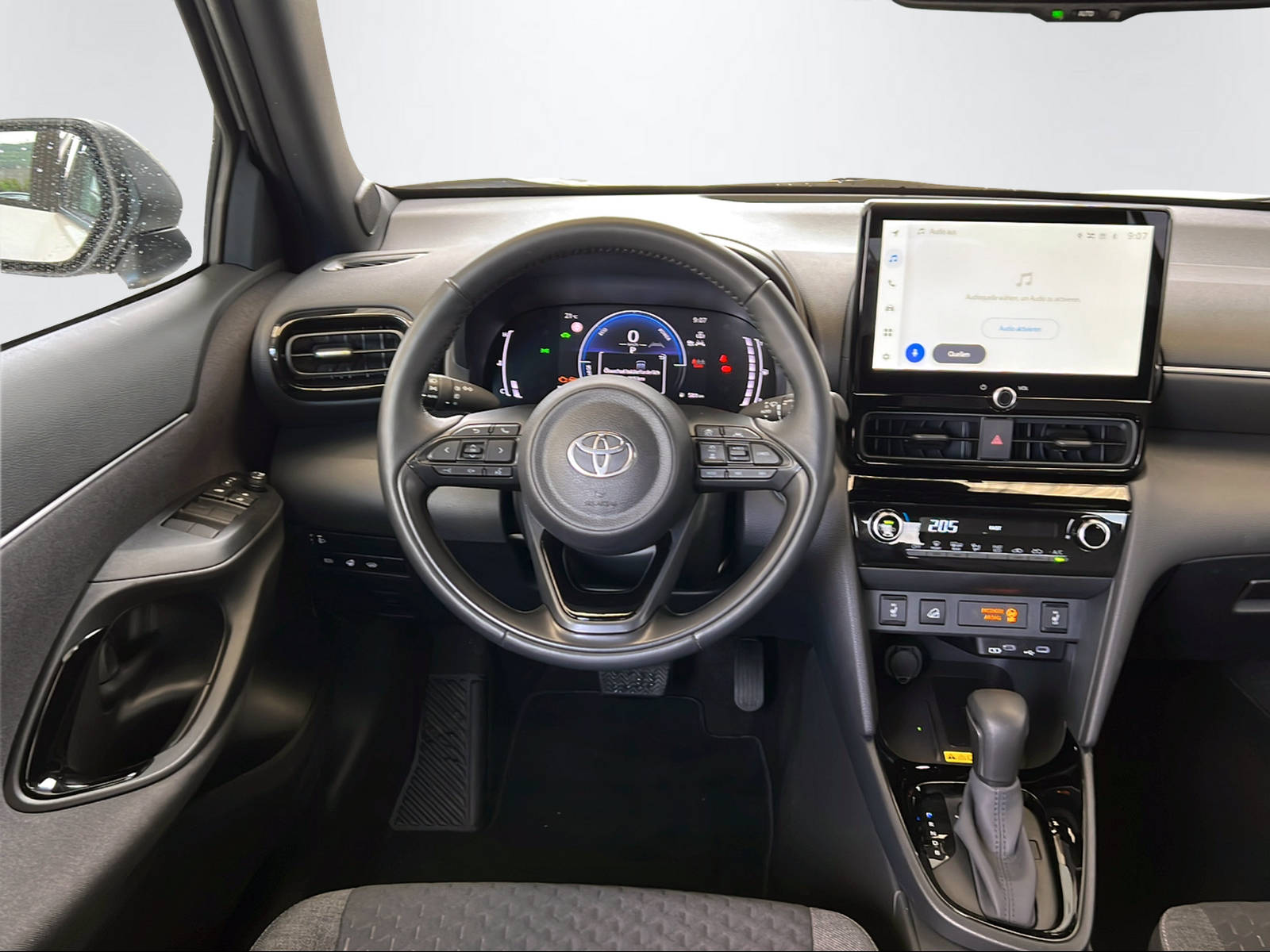 TOYOTA Yaris Cross 1.5 VVT-i HSD Trend AWD-i-image-12