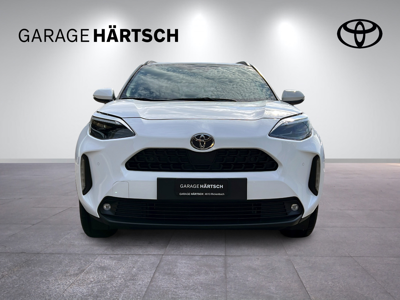 TOYOTA Yaris Cross 1.5 VVT-i HSD Trend AWD-i-image-9