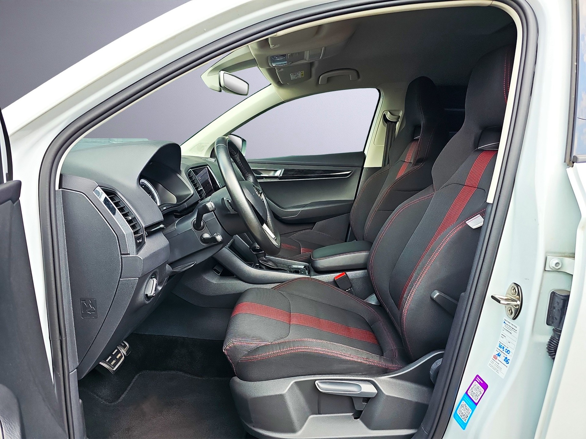 SKODA Karoq 1.5 TSI ACT Style DSG-image-8