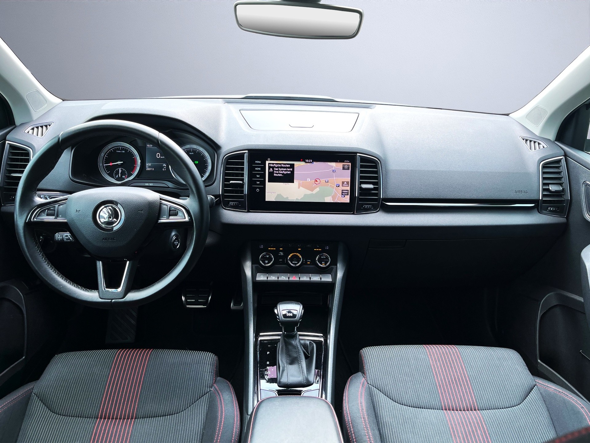 SKODA Karoq 1.5 TSI ACT Style DSG-image-9