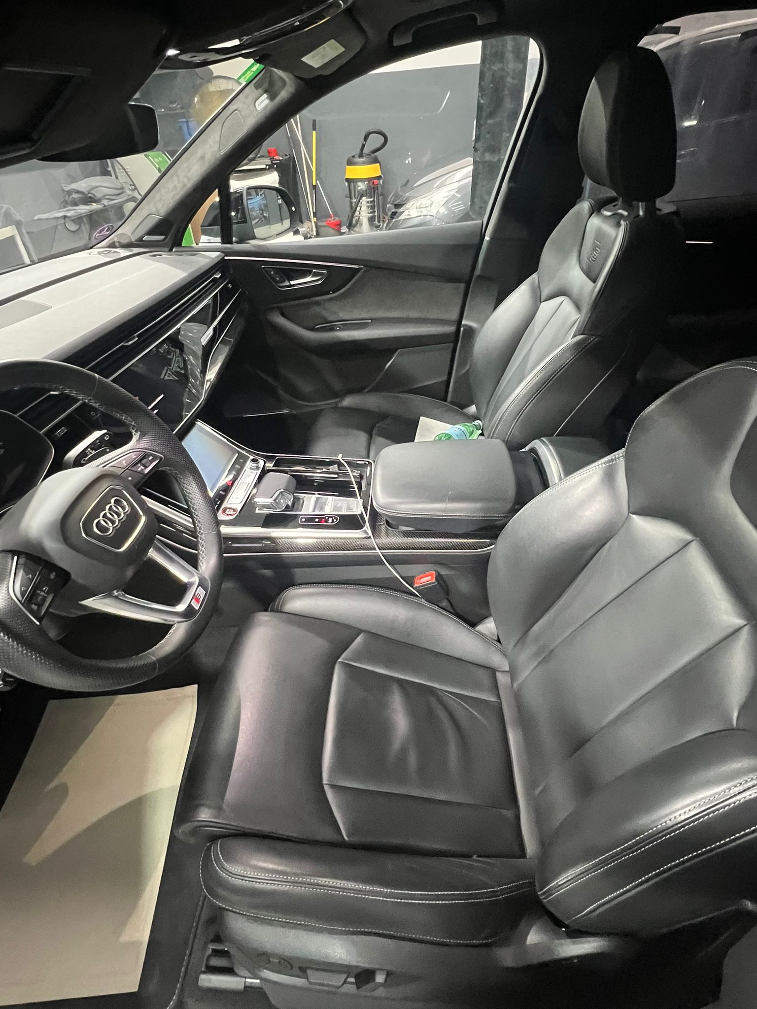 AUDI SQ7 TFSI quattro TFSI-image-1
